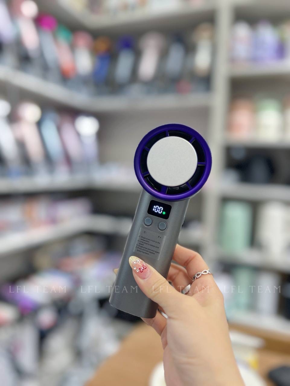 P908 手持制冷小风扇