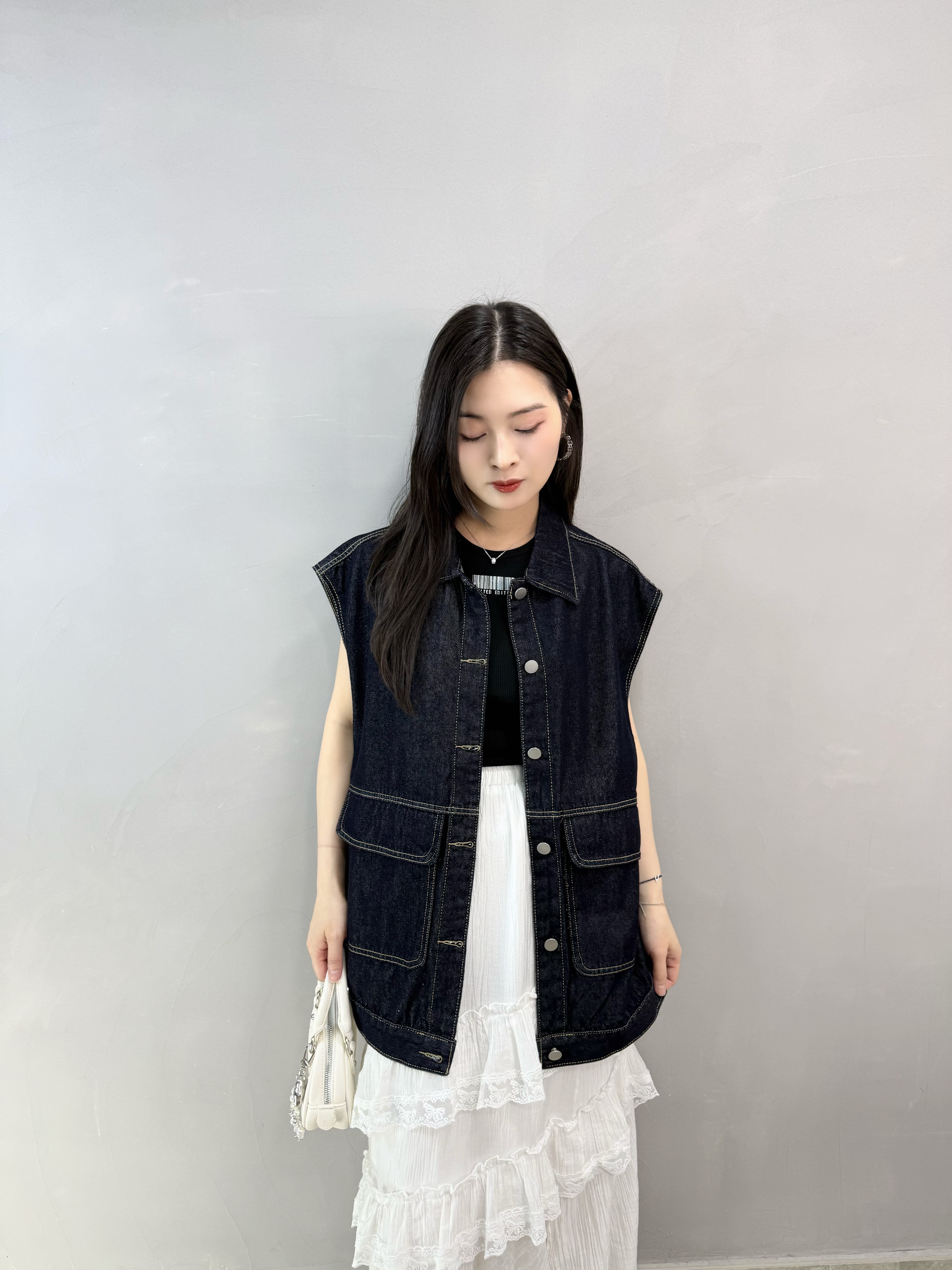 K62 皮牌原色牛仔背心褸