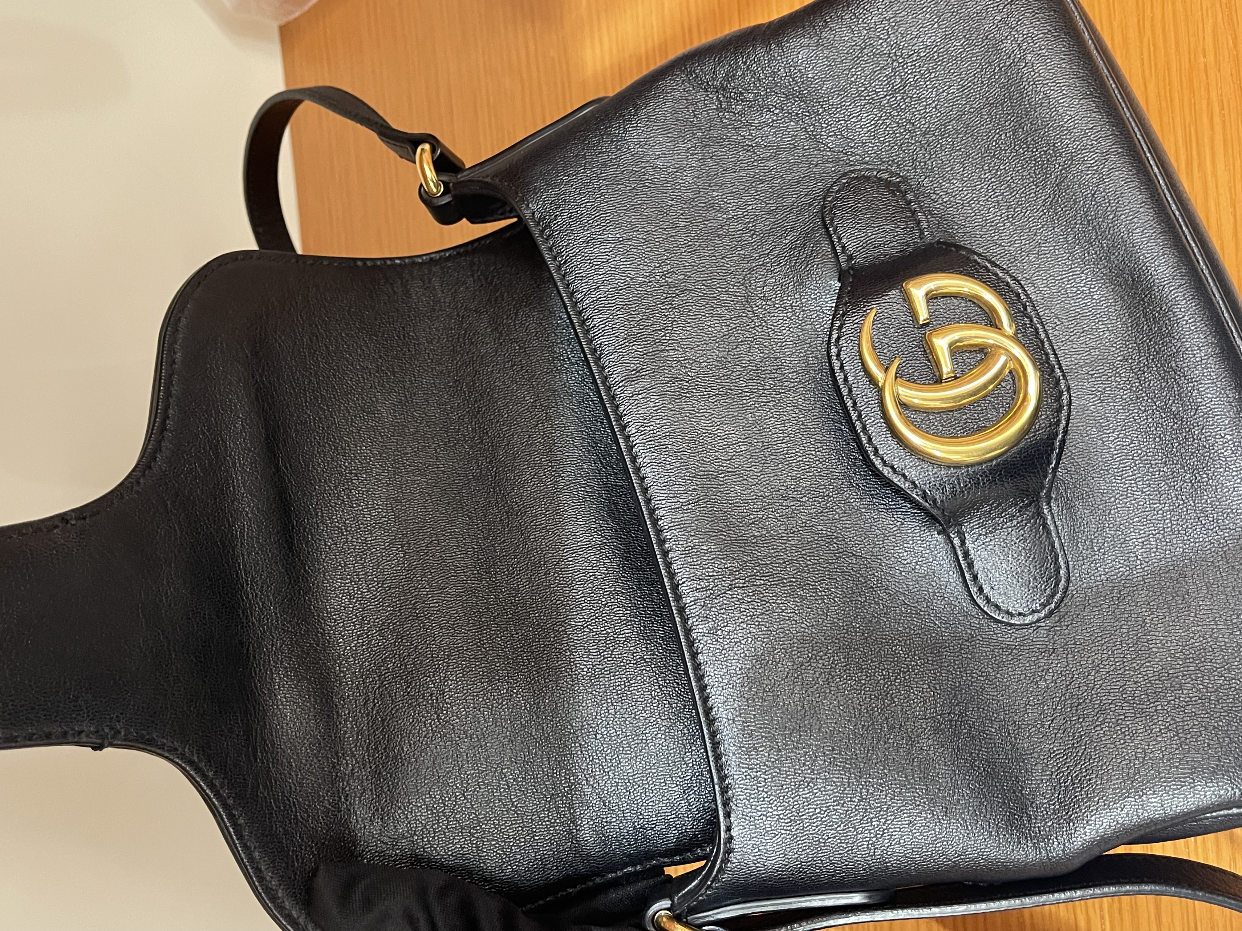 直播貨品 |  [1個-$100 2個-$300］HH17