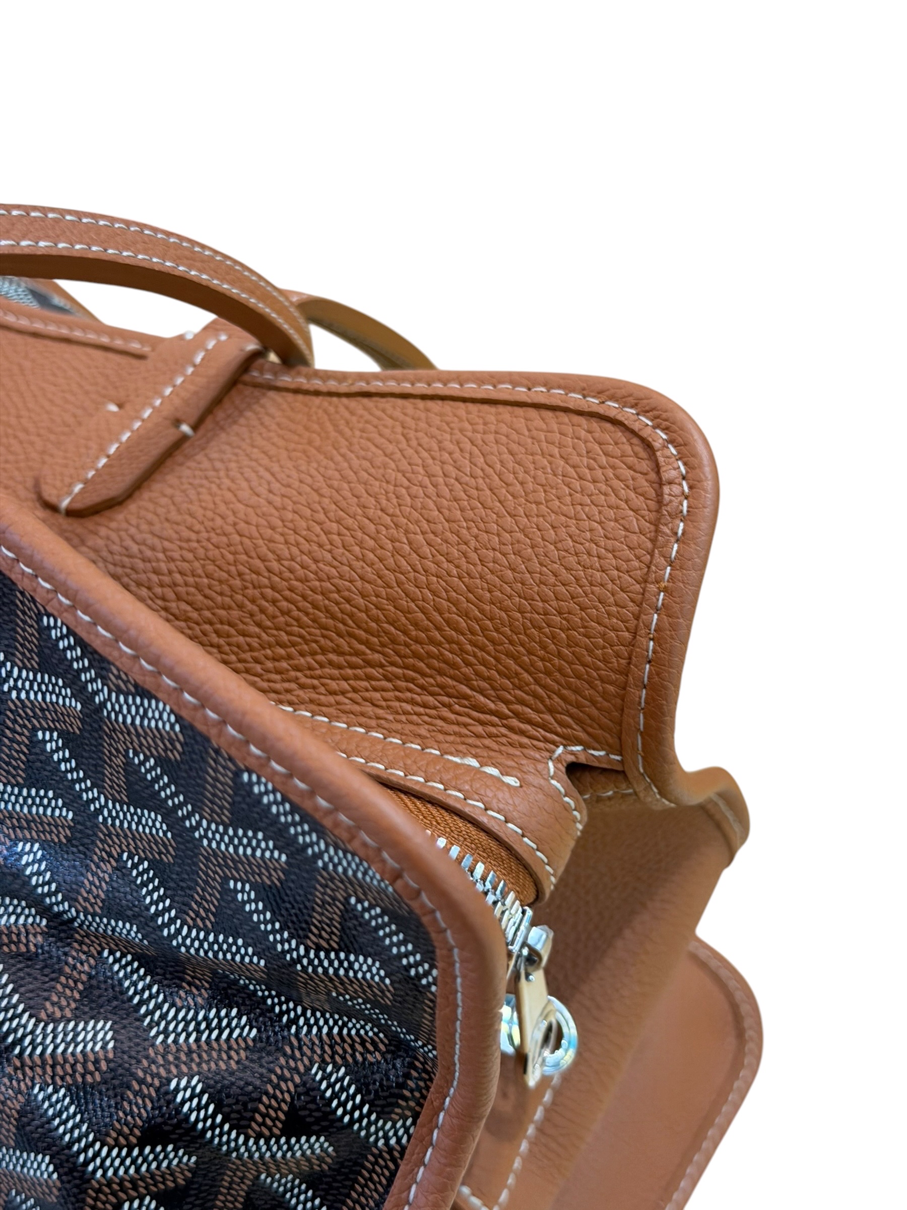 直播貨品 |  [1個-$100 2個-$300］F44