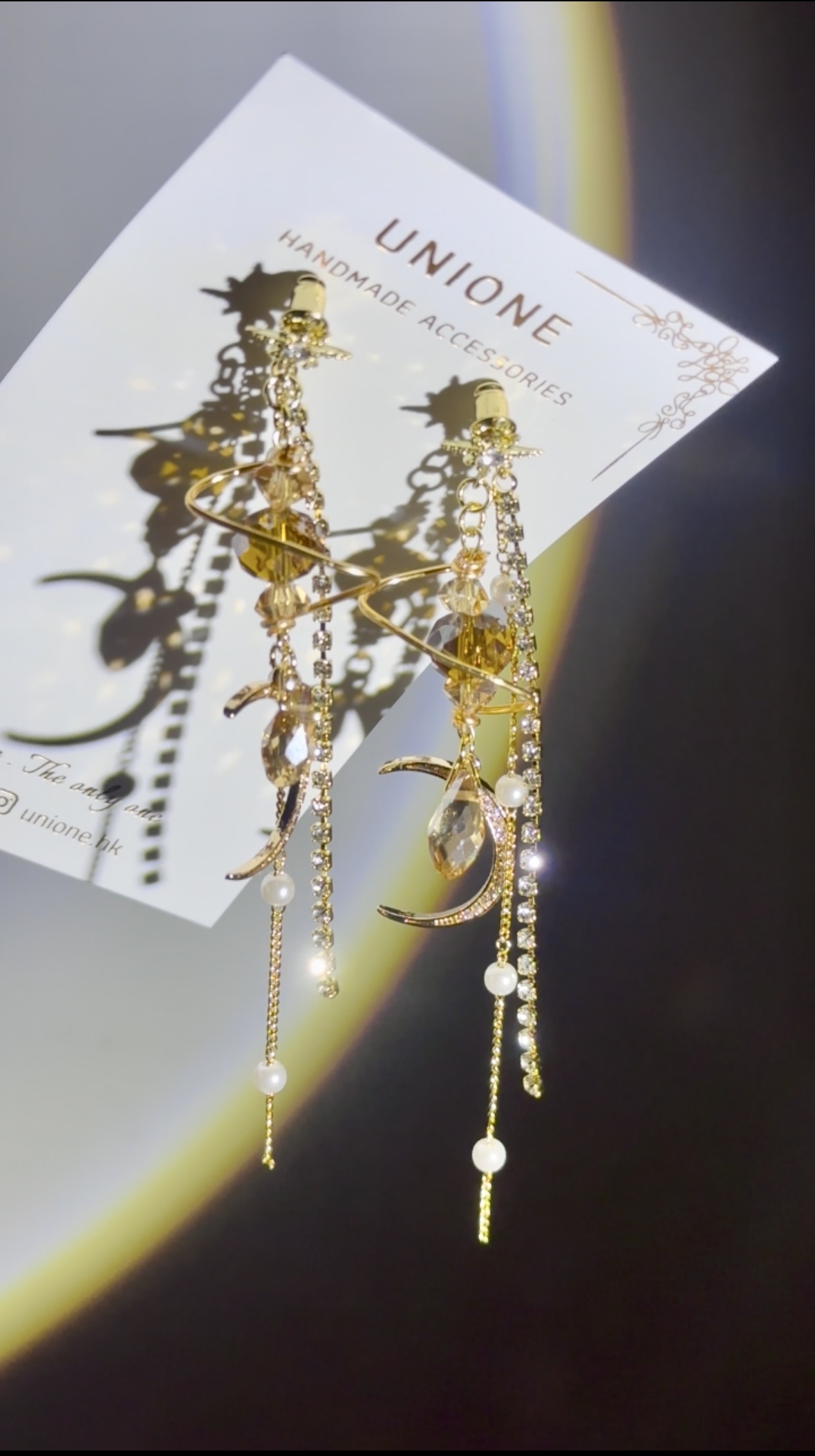 手製扭結星球耳環💫