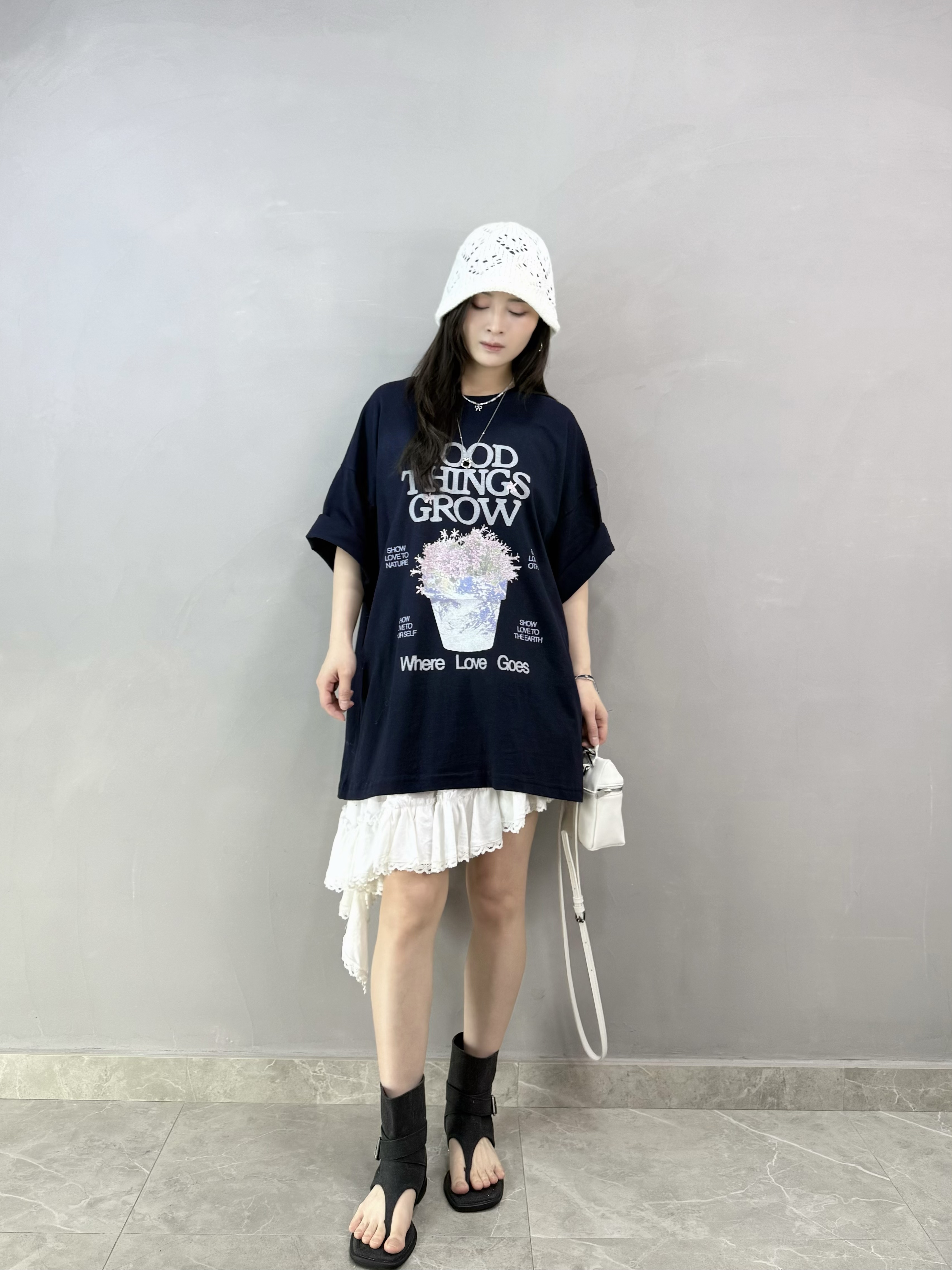 H81 Over Size 花花Tee