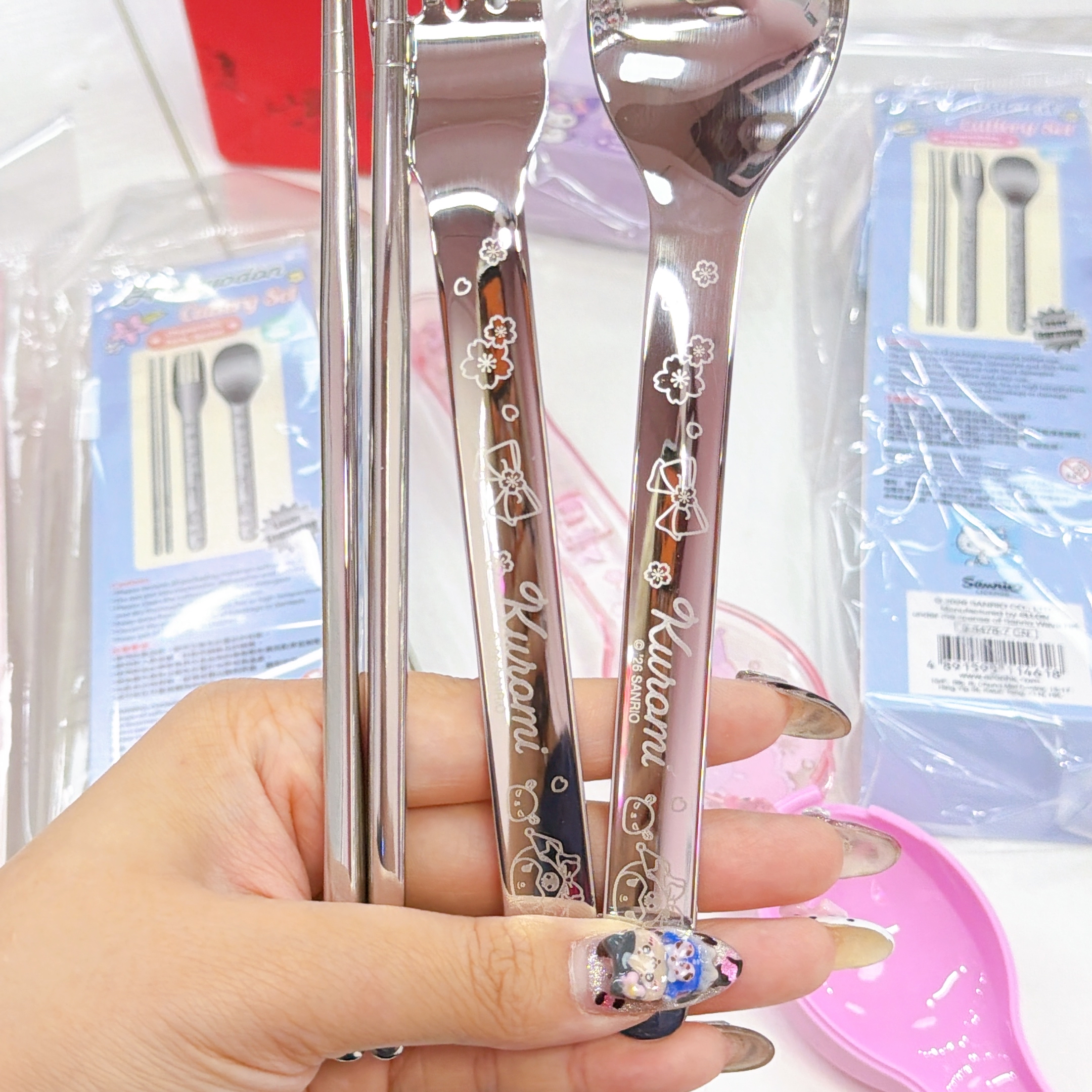 原裝行貨sanrio  304不鏽鋼匙羹 筷子 叉！餐具套裝！