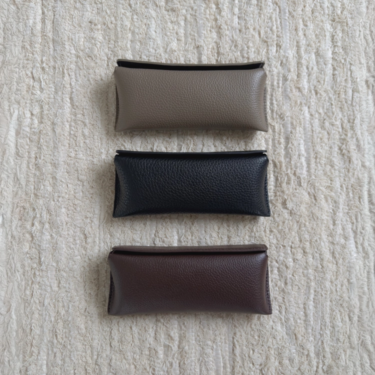 預訂_Slim Eyewear Case By Bucks & leather