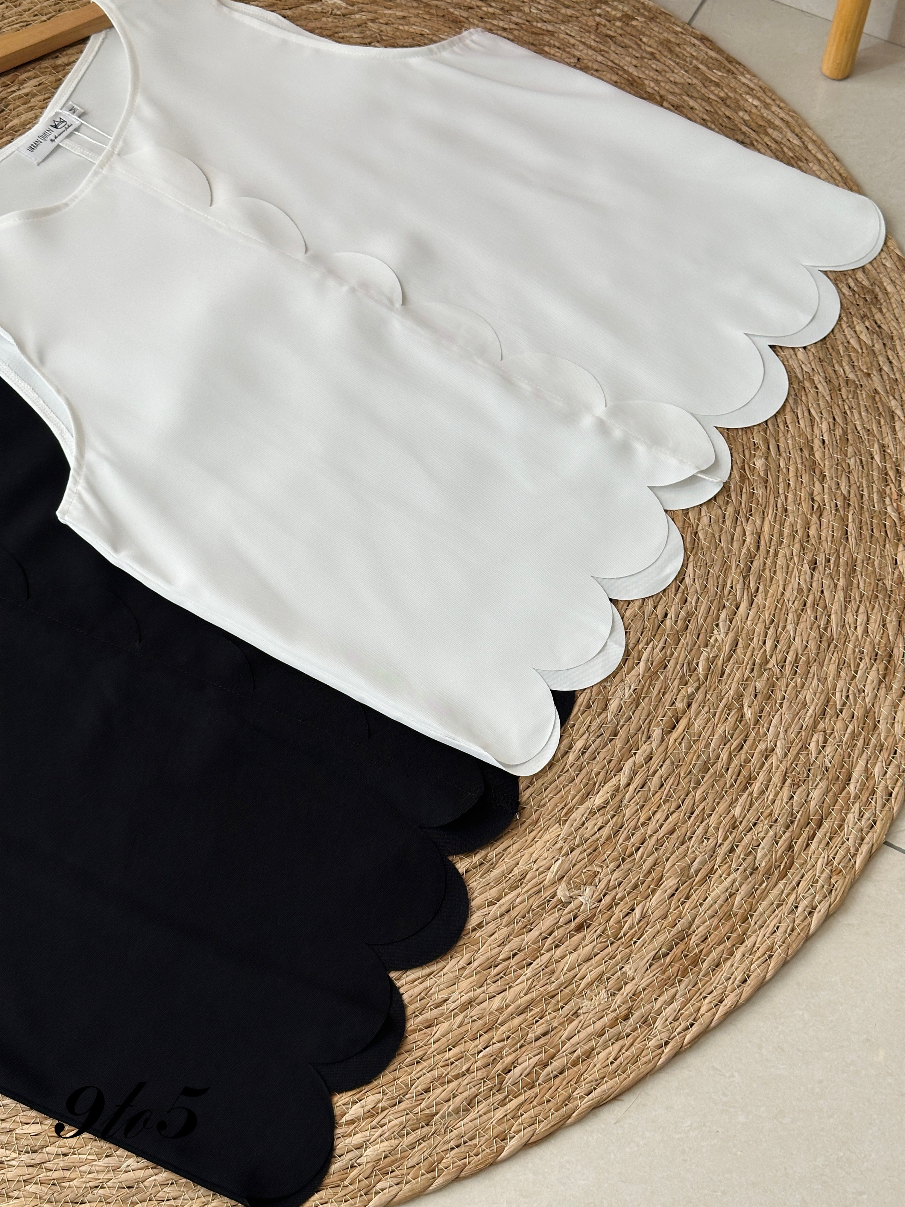 T3963 Sleeveless Wavy Top - 3 Colors