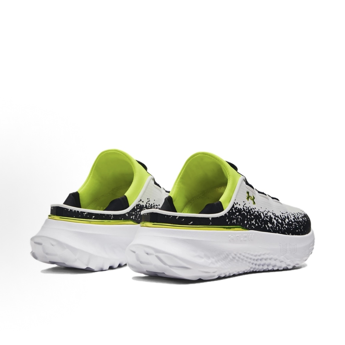 Under Armour SlipSpeed Mega 黑白色 （全球代購） 參考價格HKD$900起