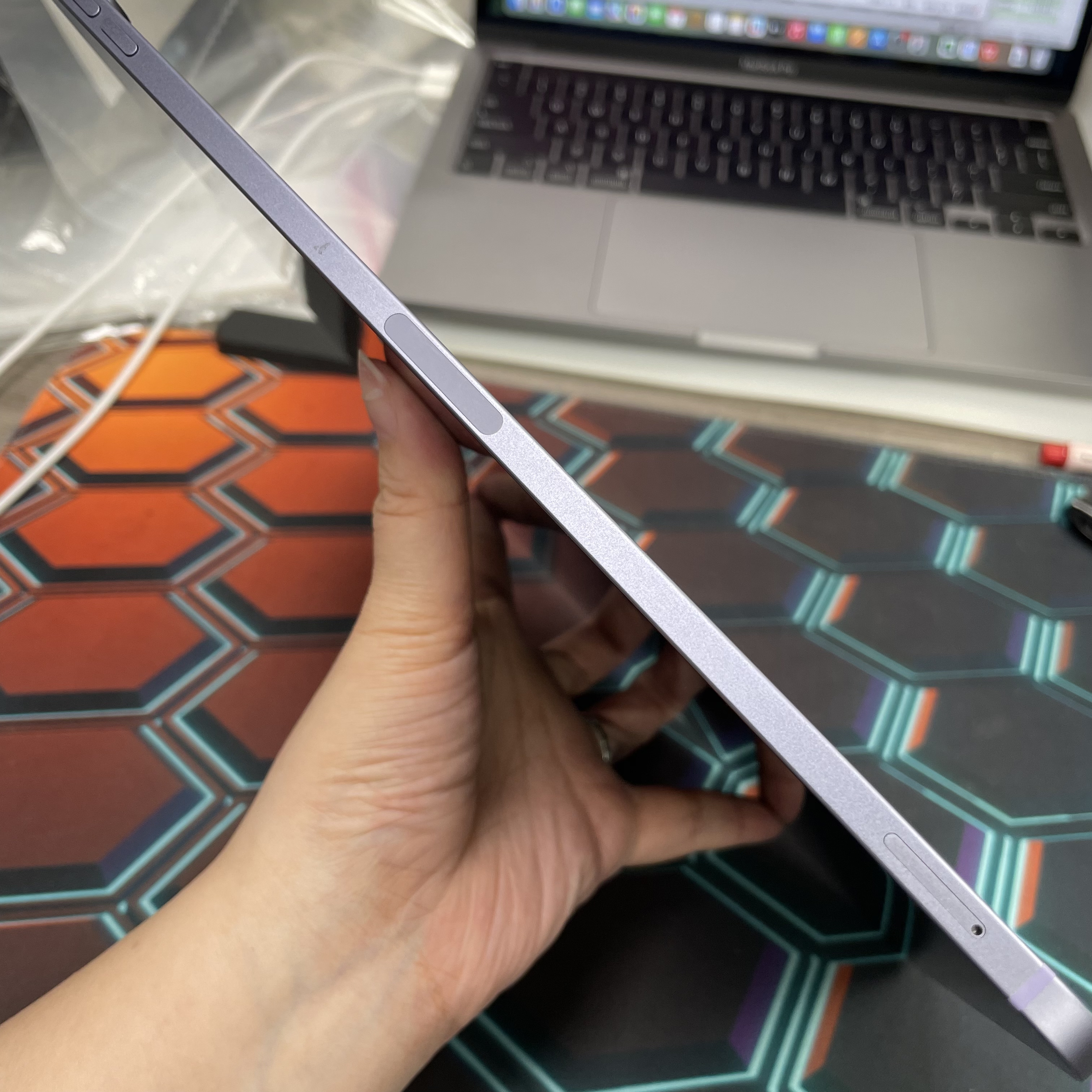 *778895 iPad Air 5 完美機 256GB 插卡版 紫色 purple