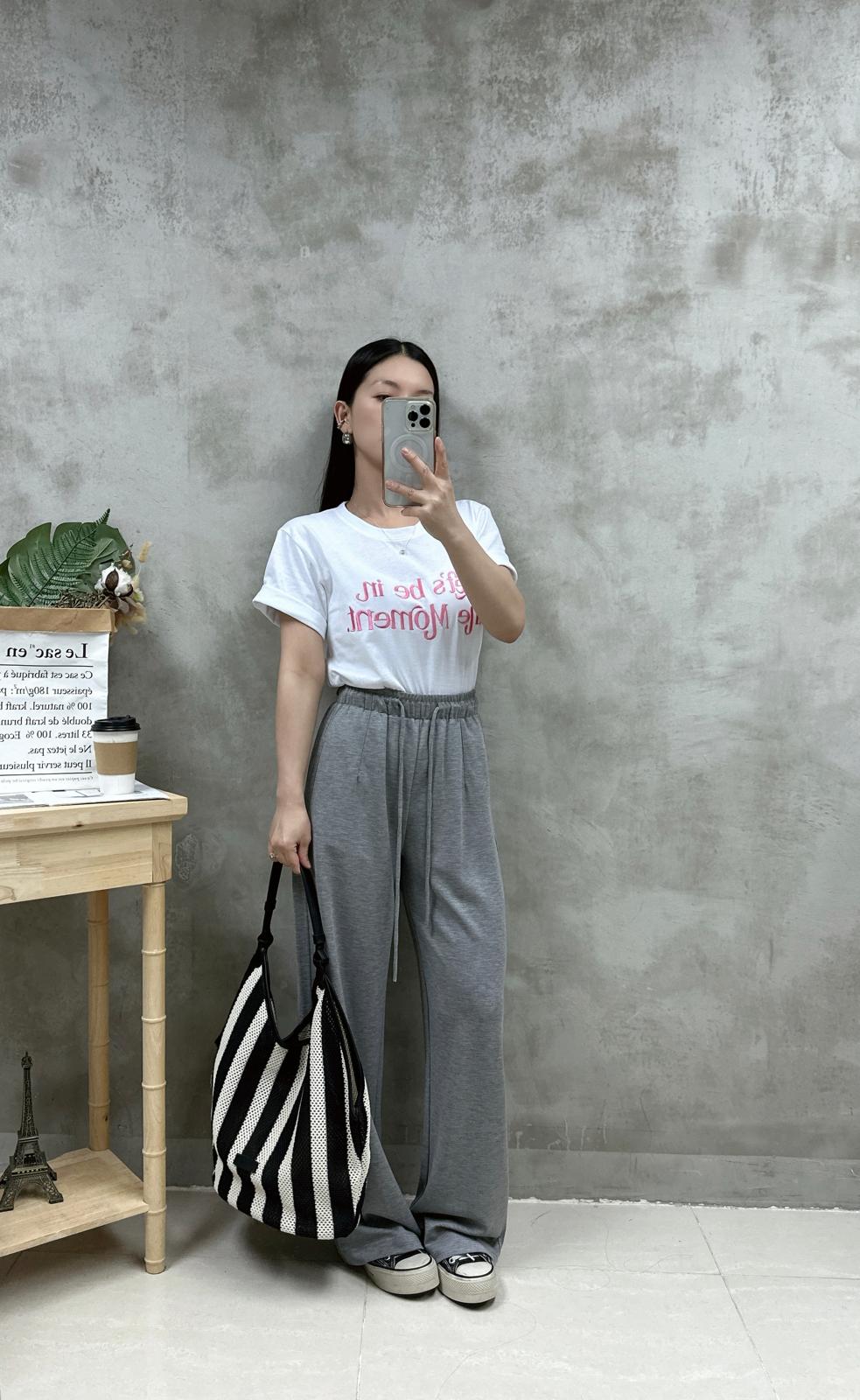 N16立體刺繡字Tee Tee