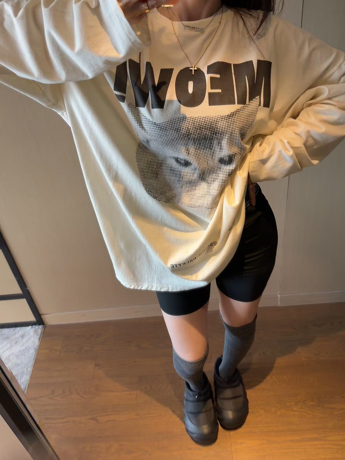 221608 “MEOW!”貓咪長 tee