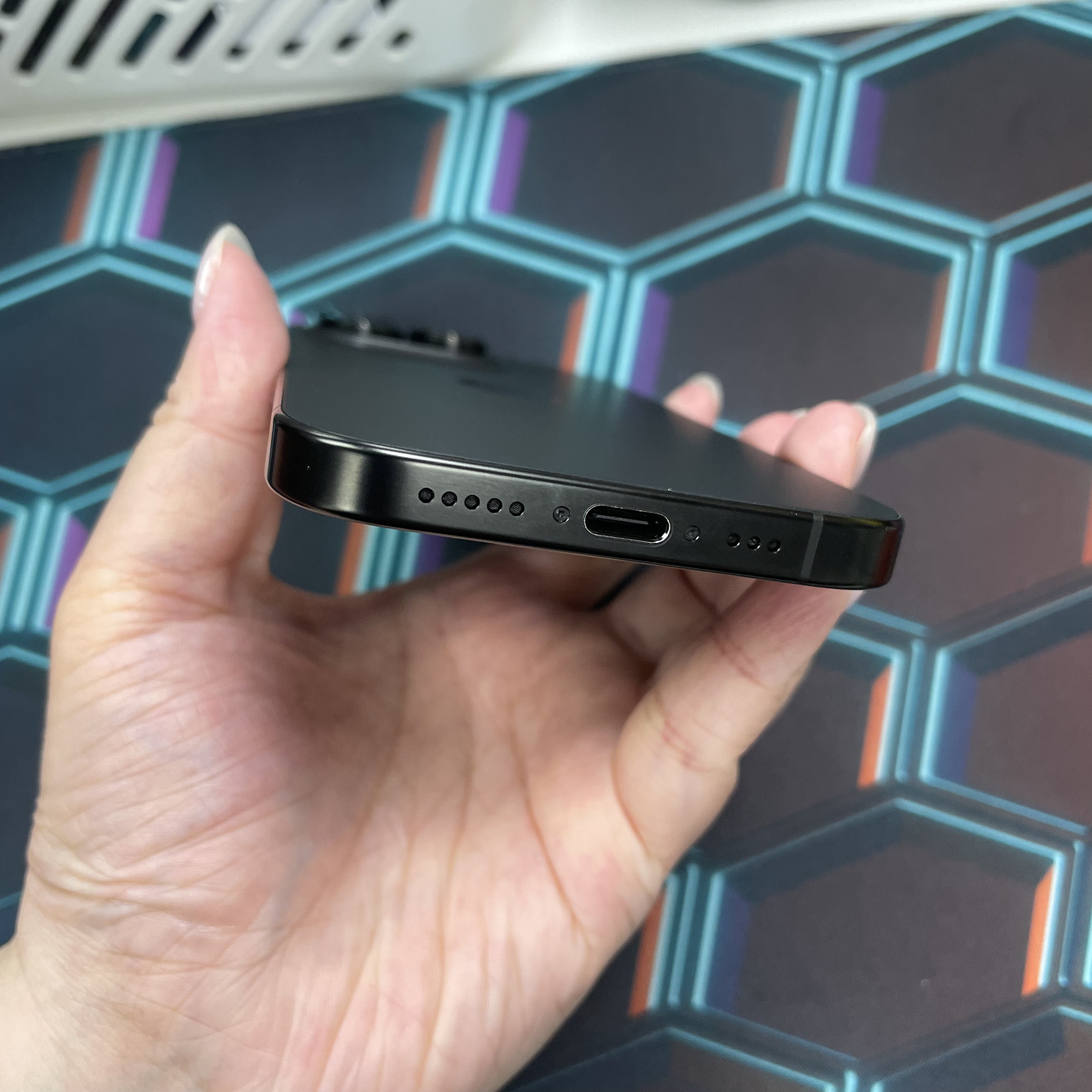 *6567 16 pro 勁靚機 128GB 電90 黑色 black
