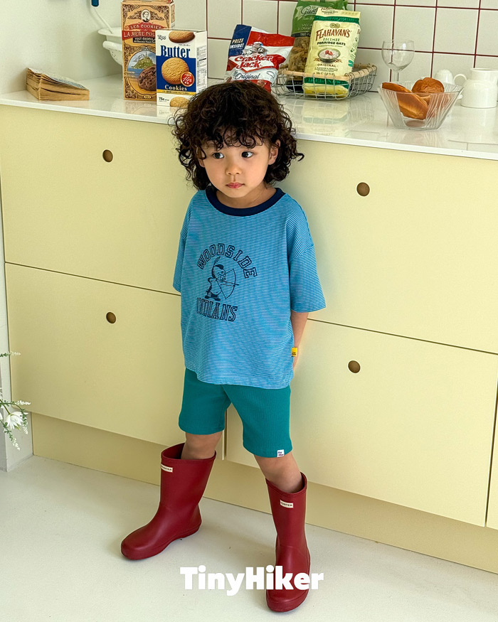 🇰🇷Tiny Hiker tee