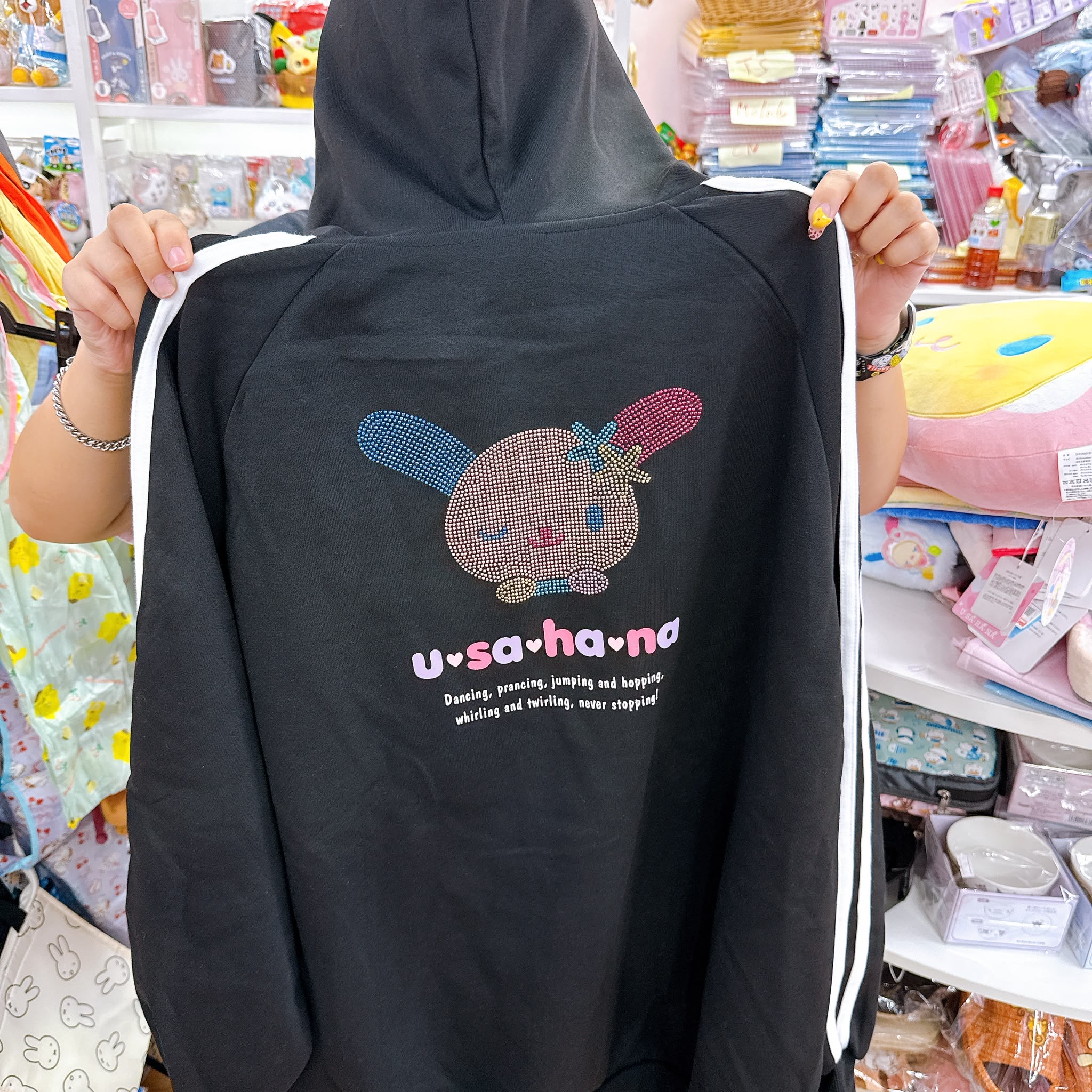 日本直送獨家發售Sanrio usahana 外套 Jacket