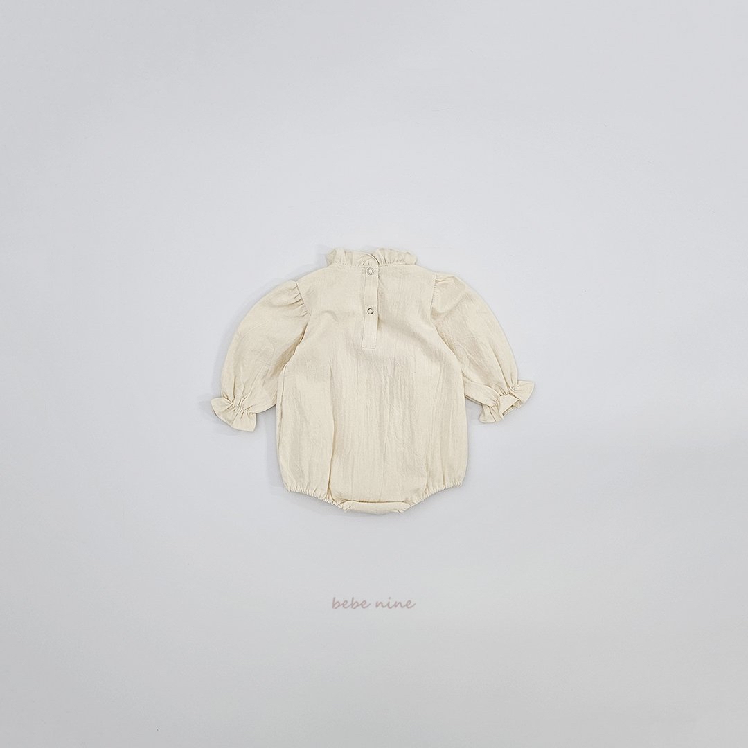 🌸預訂 韓國直送🌸🇰🇷Bebenine兩色摺紋花邊領長袖包屁衣