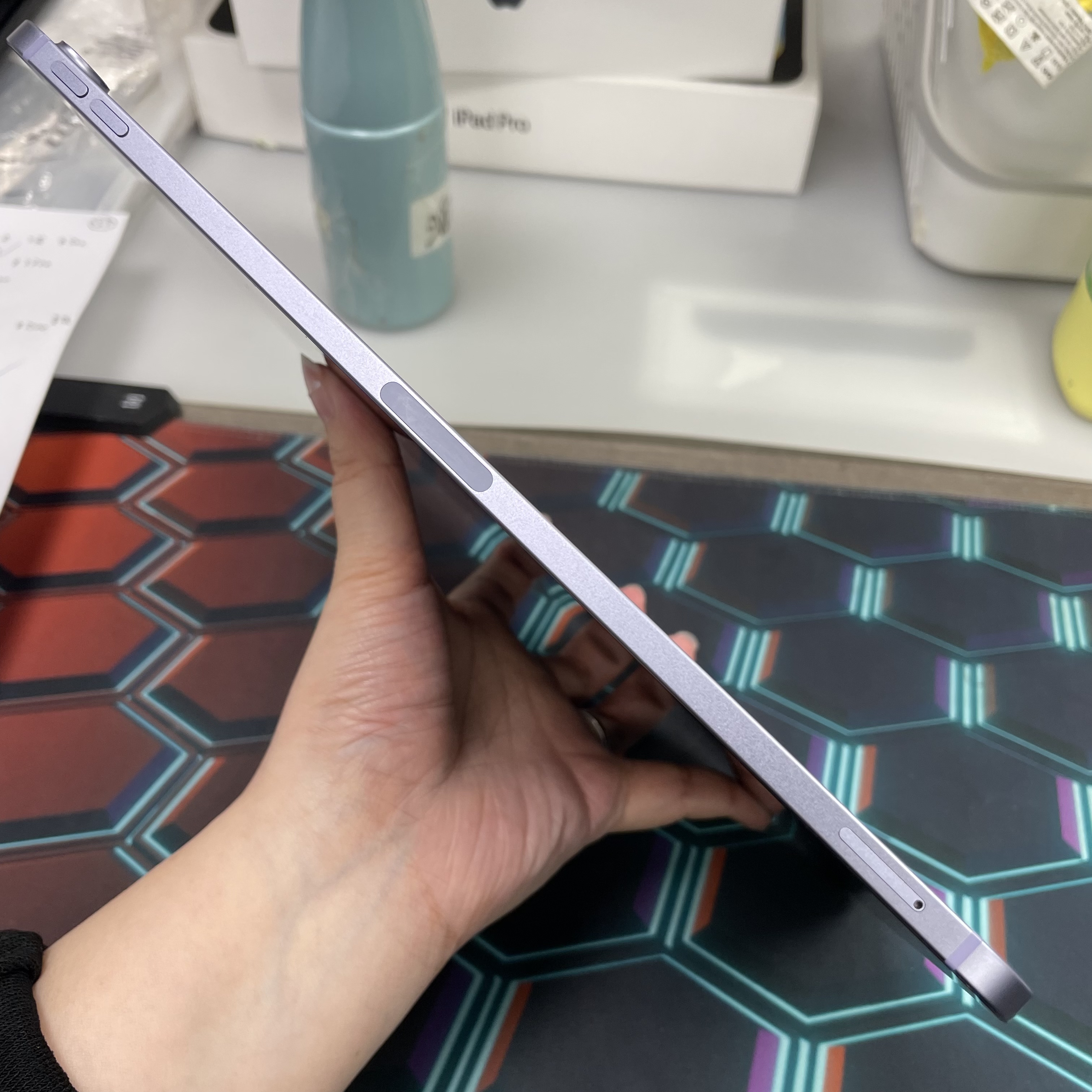 *775188 iPad Air 5 勁靚機 256GB 插卡版 紫色 purple