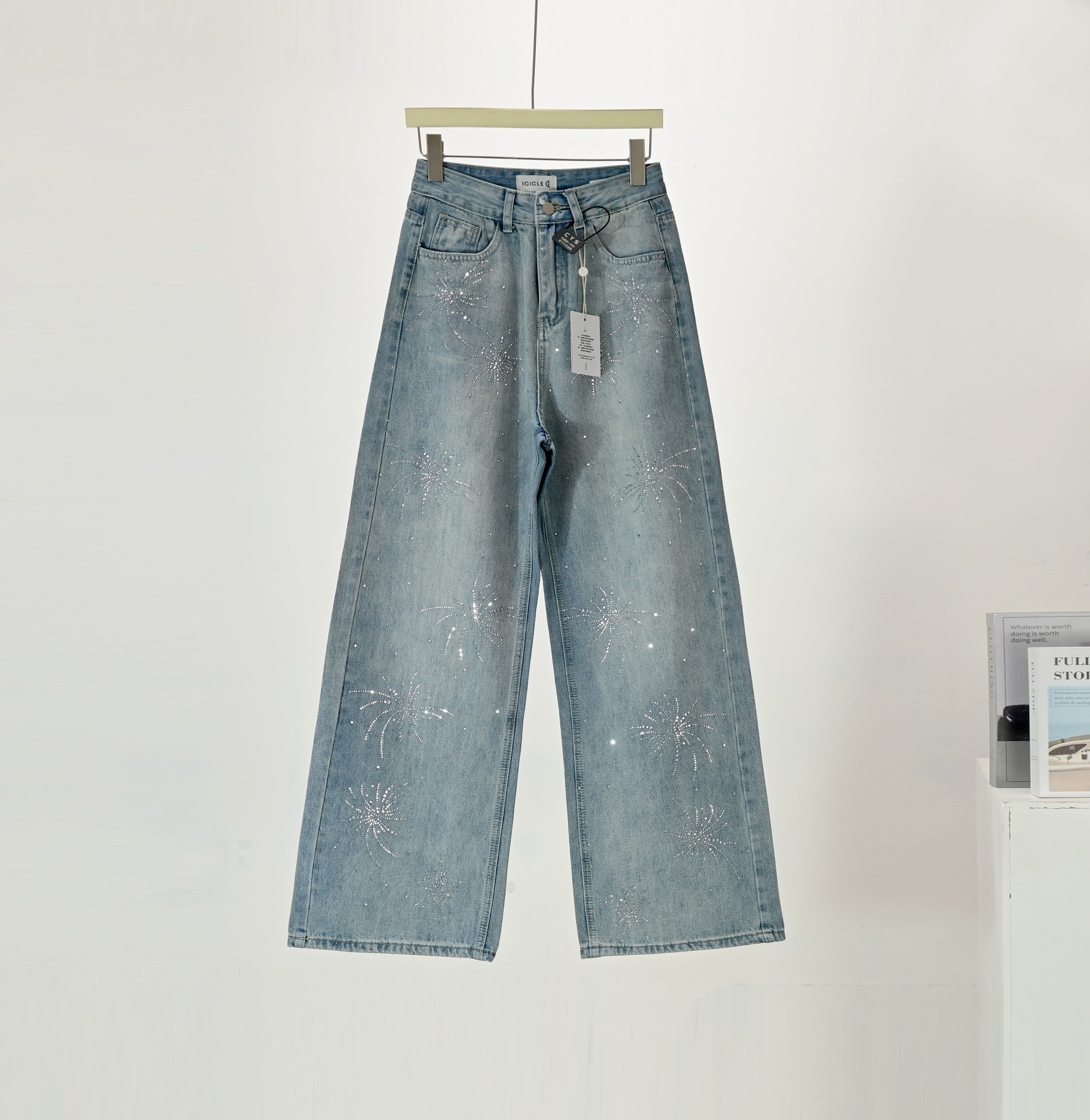 ICICLE 煙花燙鑽闊腿牛仔褲