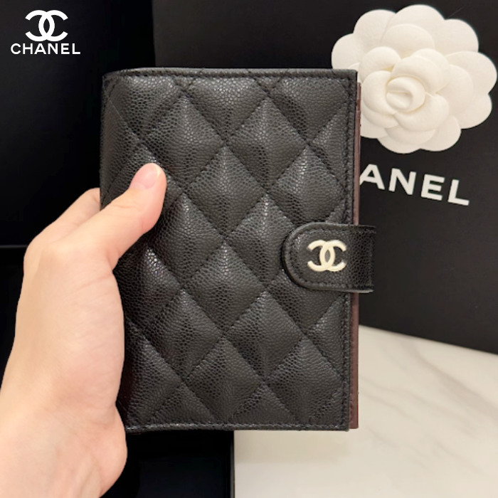 0427 CHA**NEL PASSPORT HOLDER 魚子醬牛皮護照夾銀包⭕正品級⭕6月中