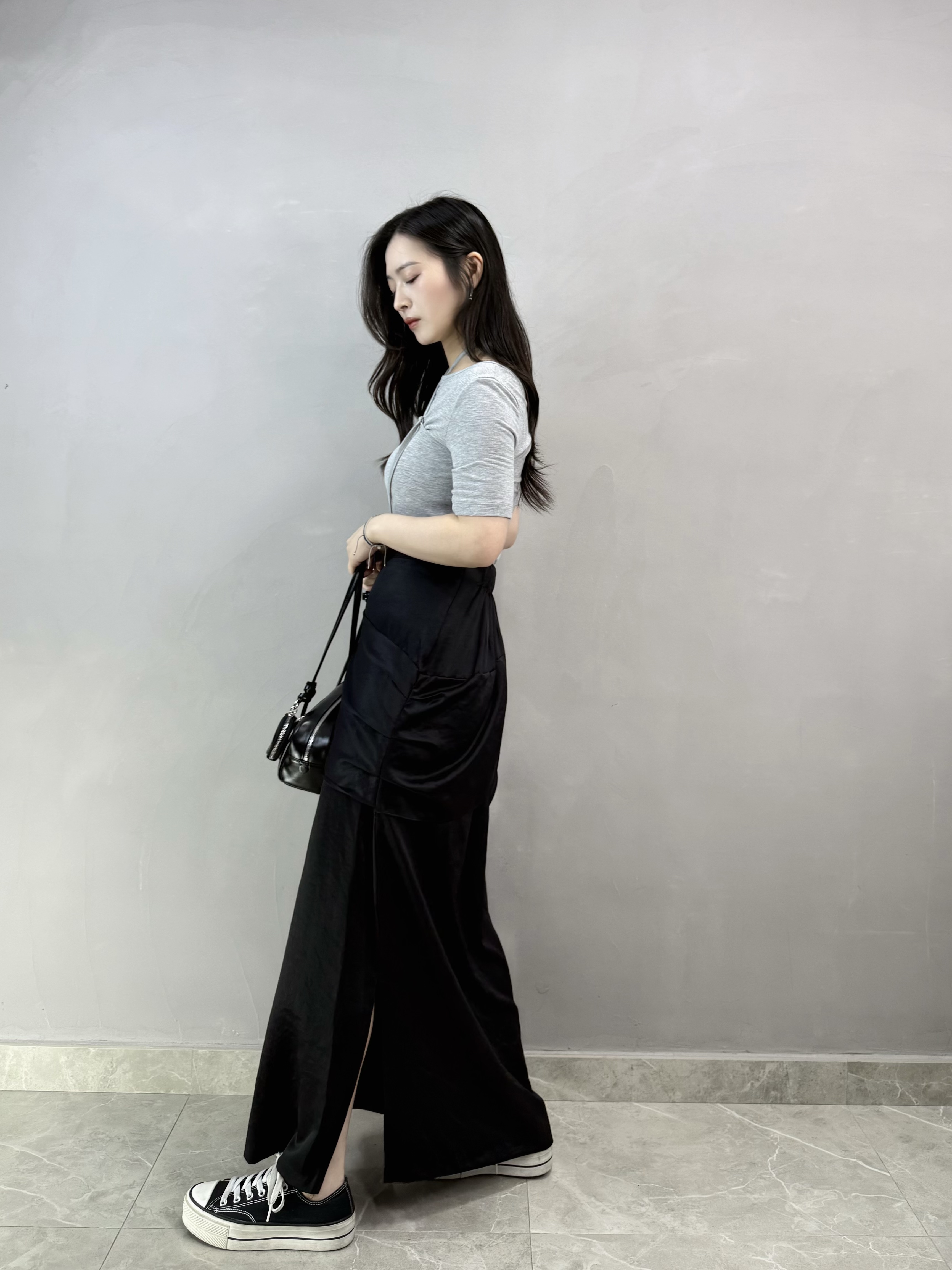 L77 設計感絲質裙