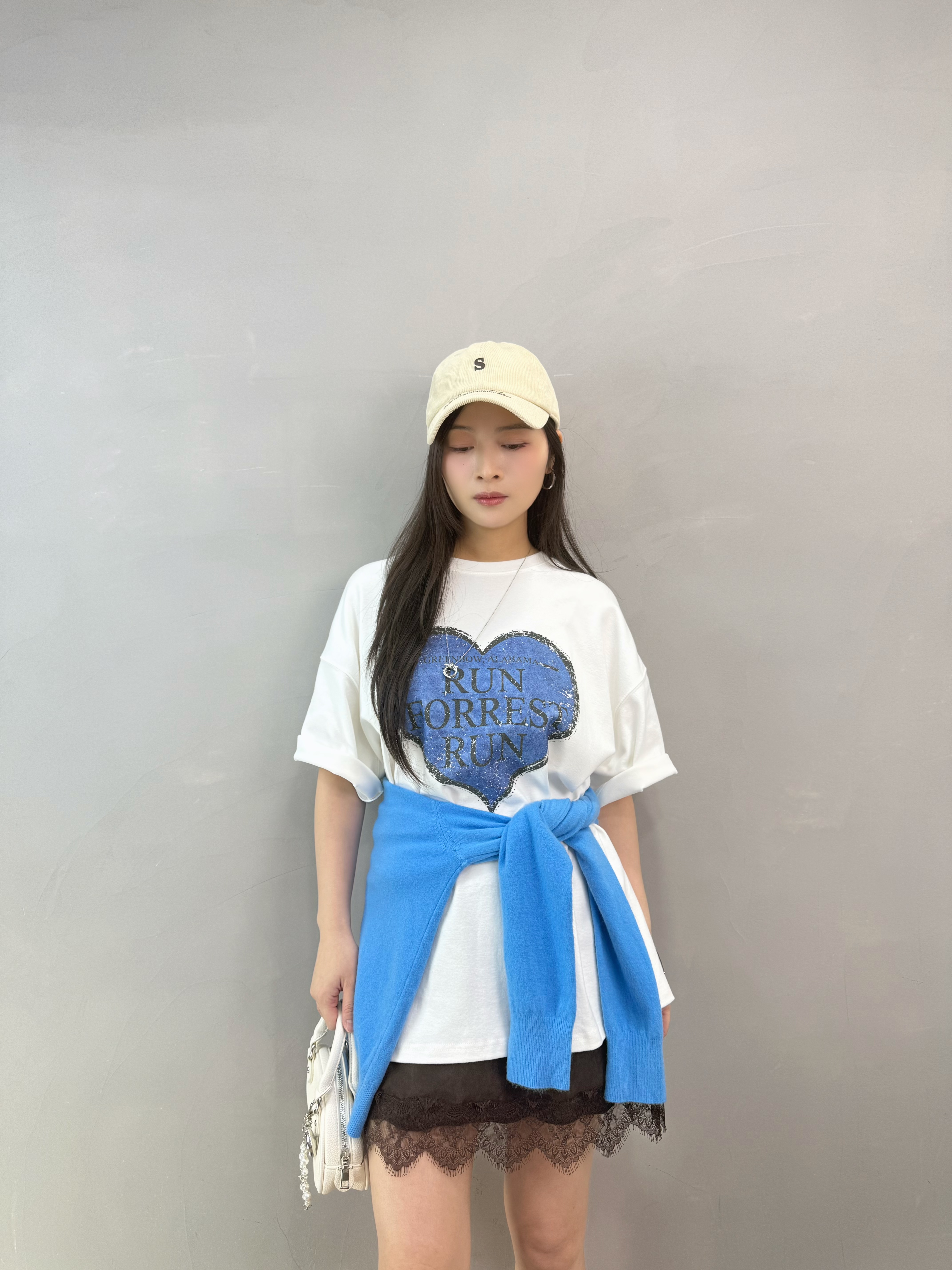 I01 磨毛心形Print Tee