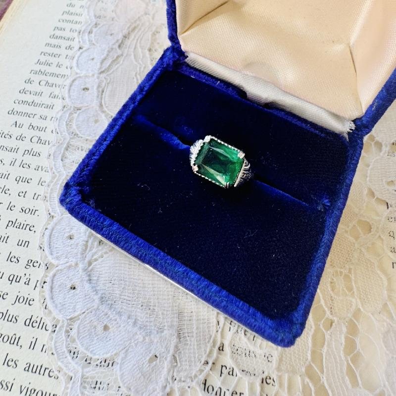 European Mid-Century Art Deco Style Faceted Emerald Glass SIlver Tone Ring - HK ring size 10 （AX145）