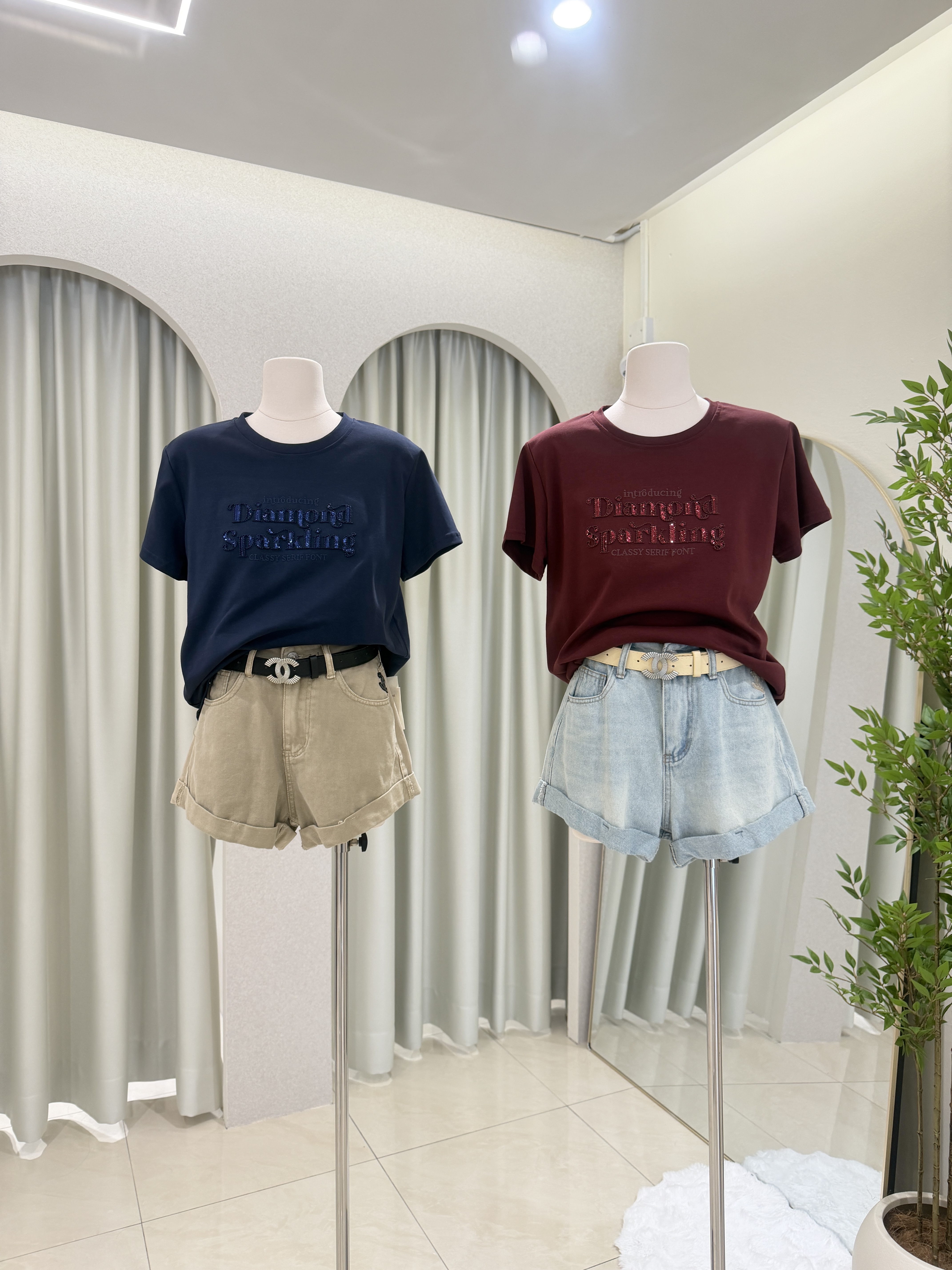 6721 韩系工艺刺绣亮片字母短袖