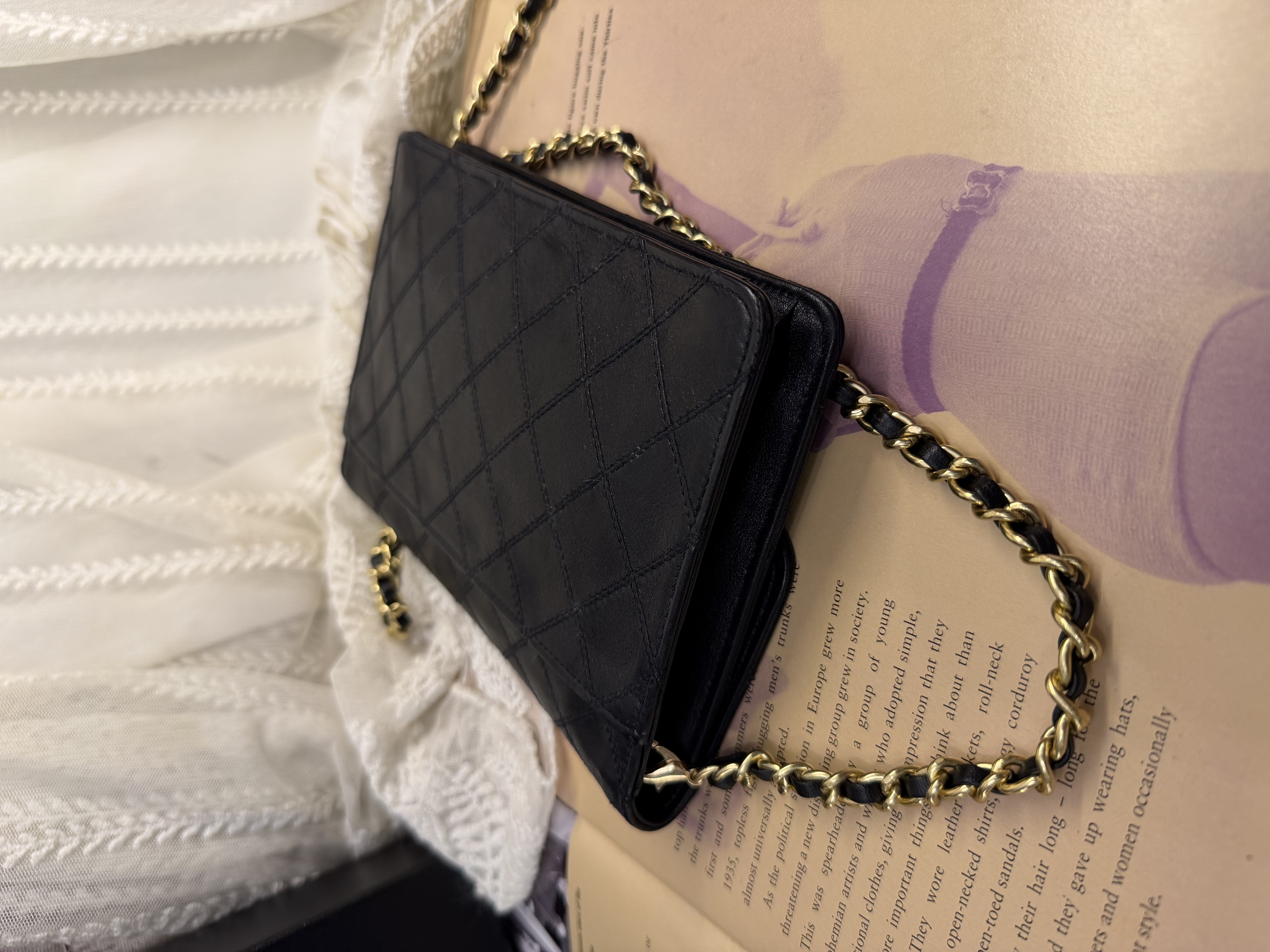 chanel cc black matelasse  black leather flap cutch bag