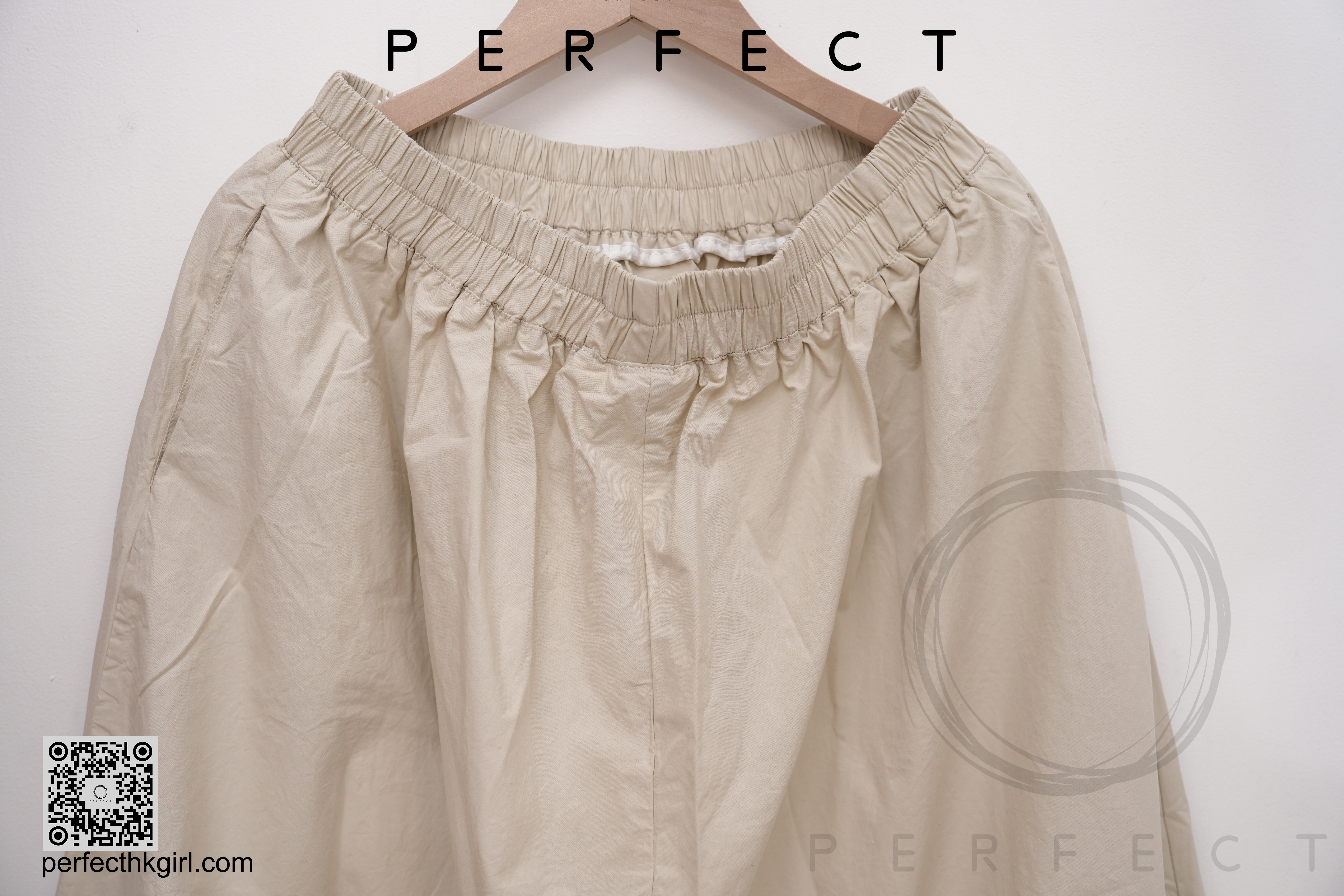 S0042_鈕扣款A字半身裙（顯瘦黑色）