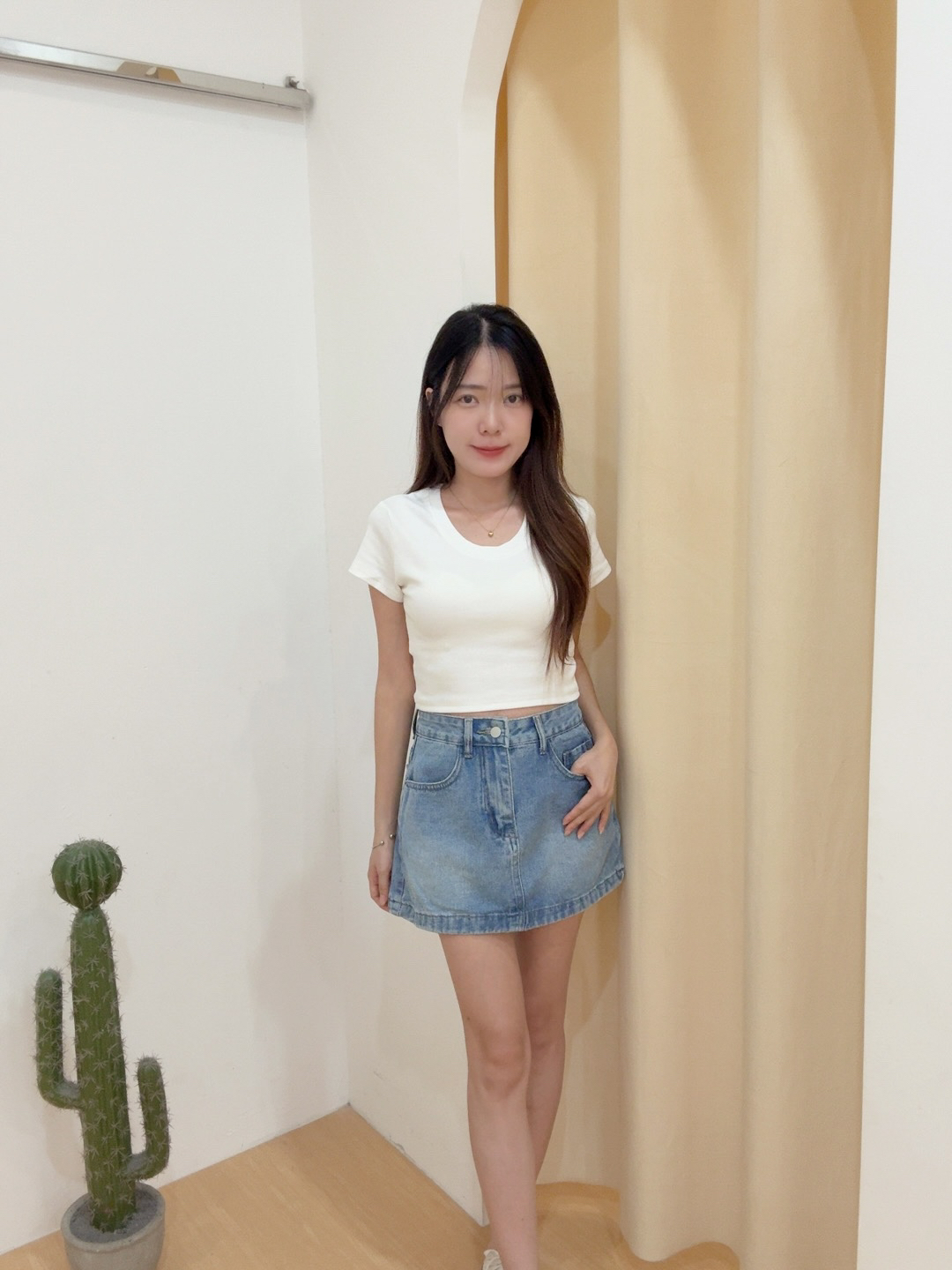 小U领螺纹针织短上衣R3054