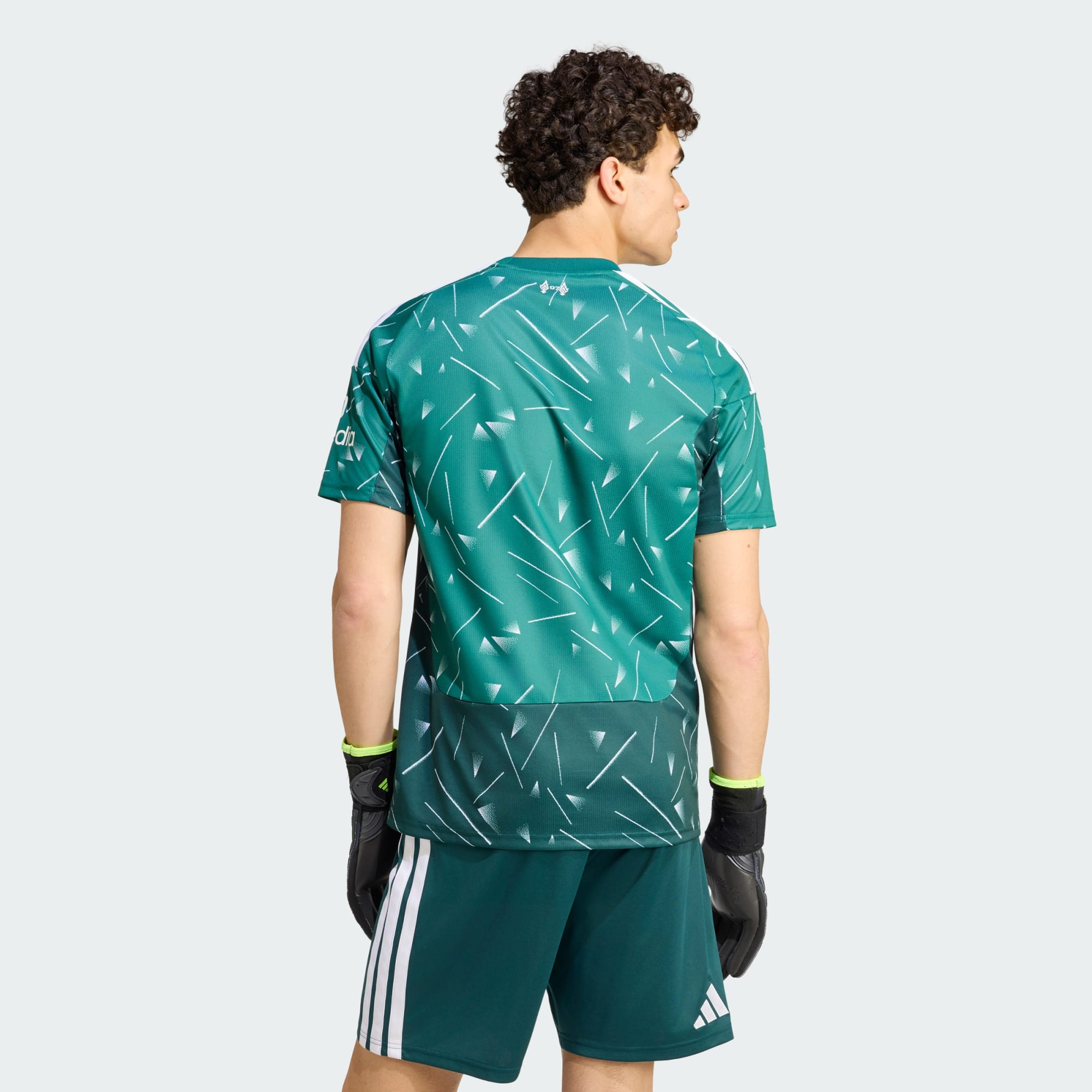 Adidas Liverpool 利物浦 2026-27 主場龍門球迷版球衣 (可加印字章) KT2080