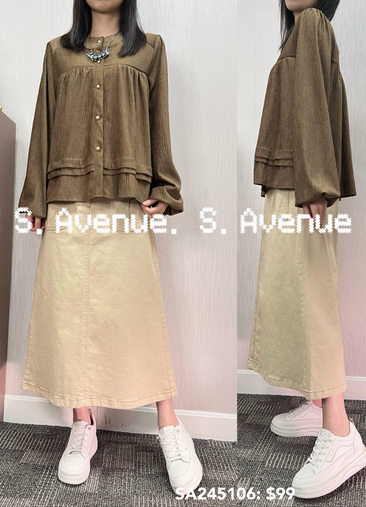 SA245106: 長袖前有鈕圓領娃娃型喇叭袖顯瘦top