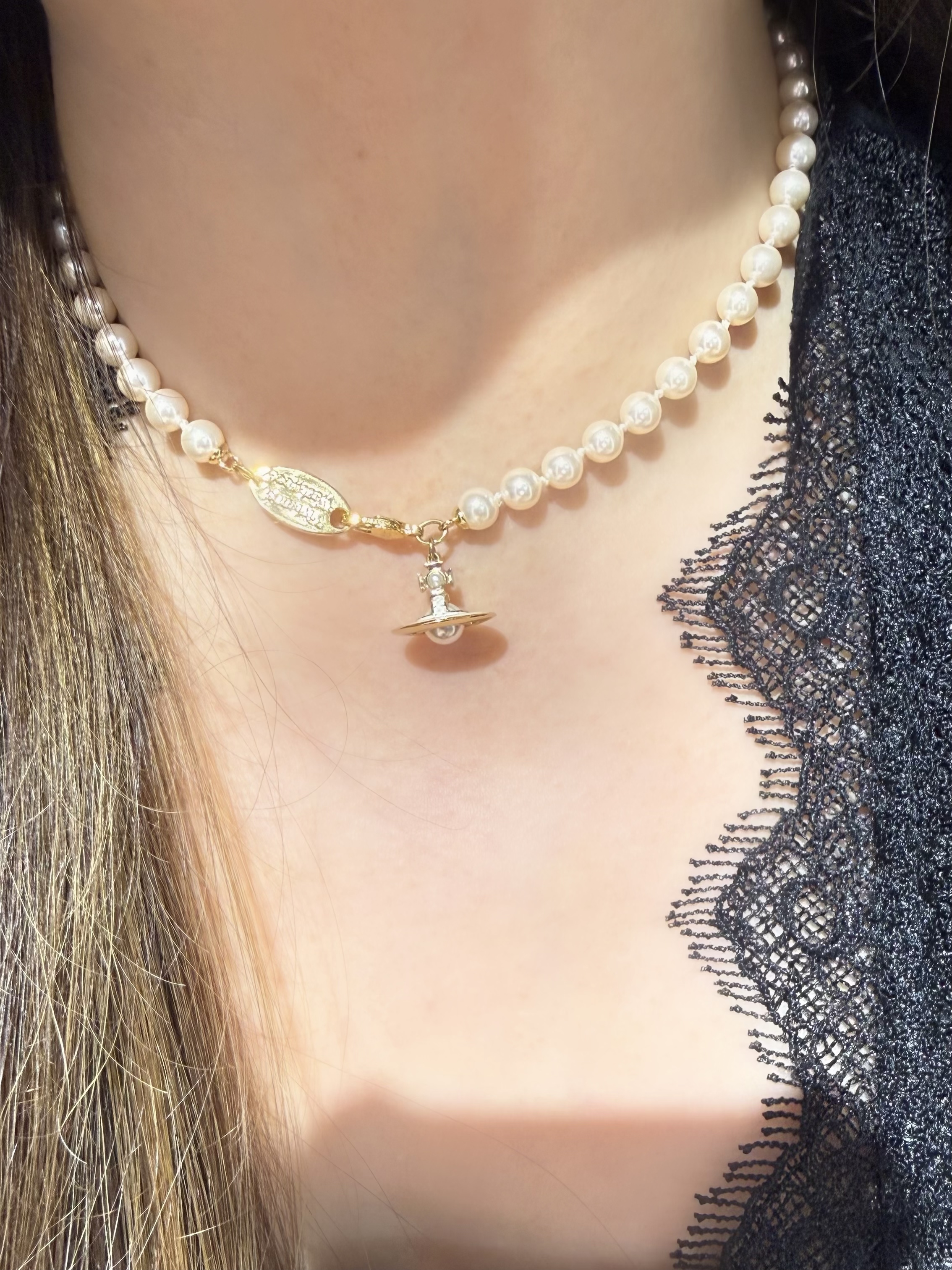 VW simone 3d pearl necklace g