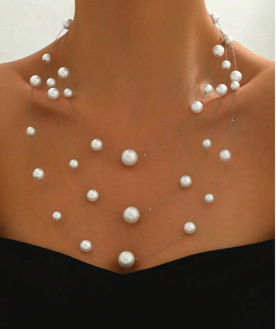 Multilayer Pearl Short Necklace