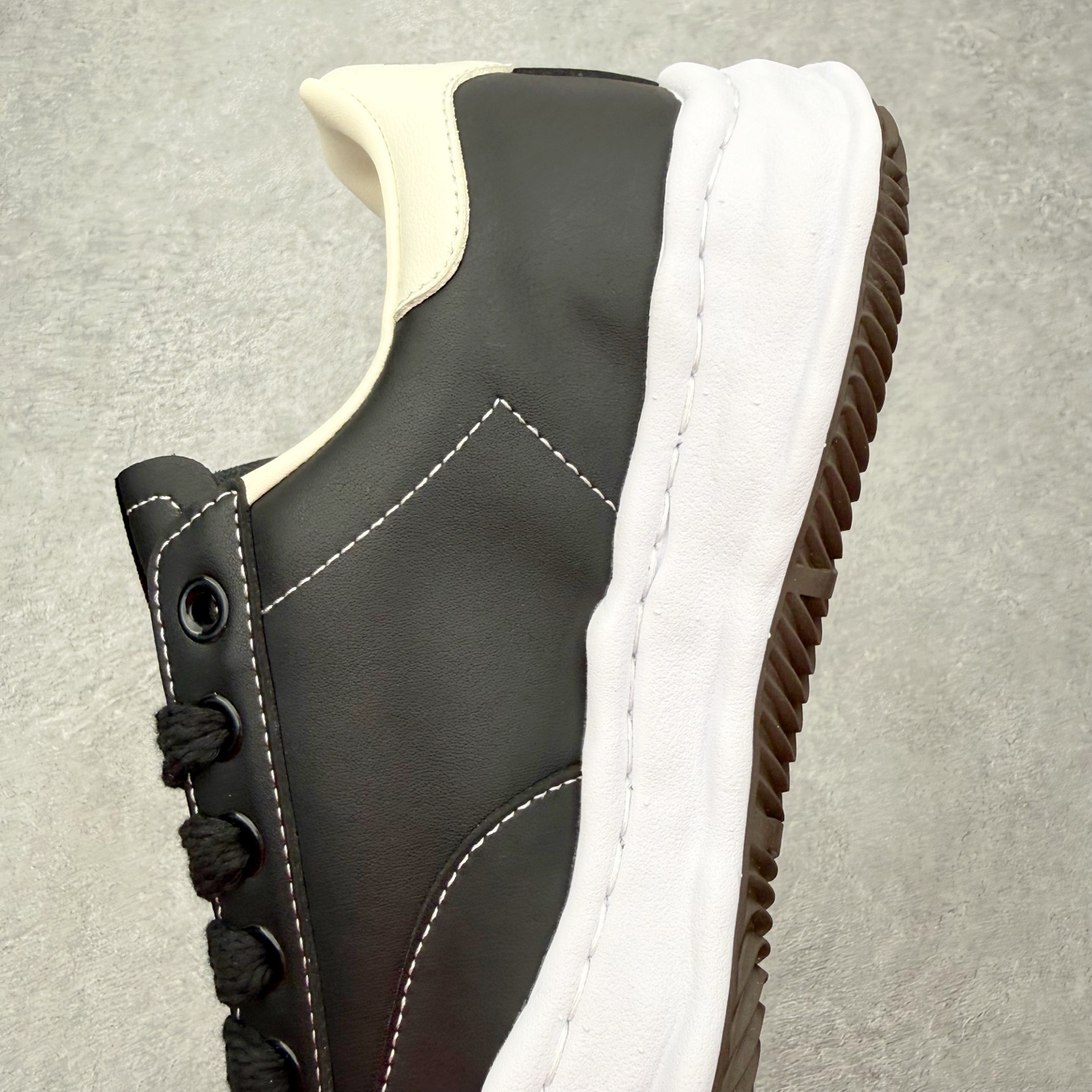 Maison Mihara Yasuhiro MMY "BLAKEY" OG Sole Low-top Sneaker