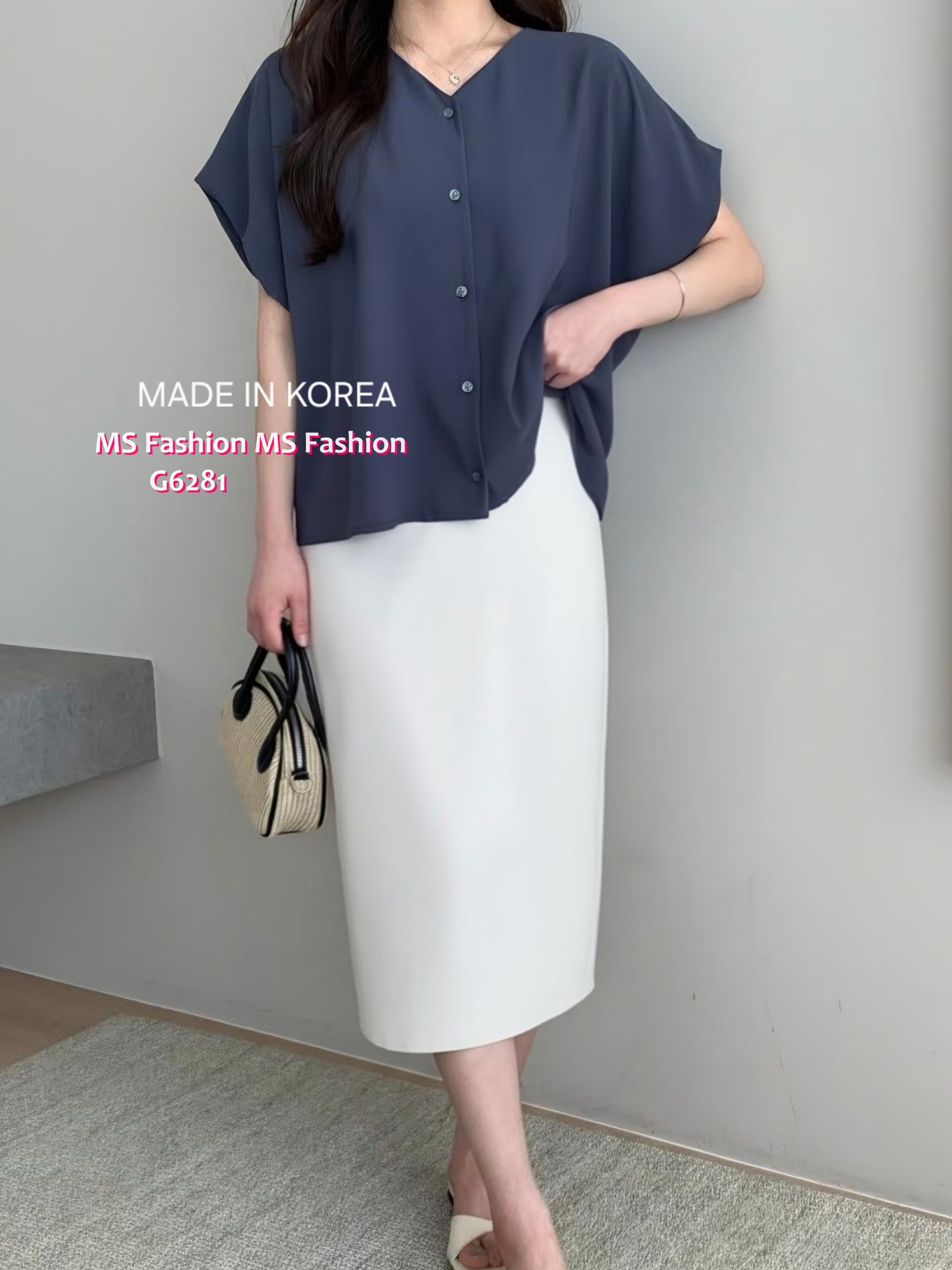 G6281 韓國🇰🇷V領淨色鬆身恤