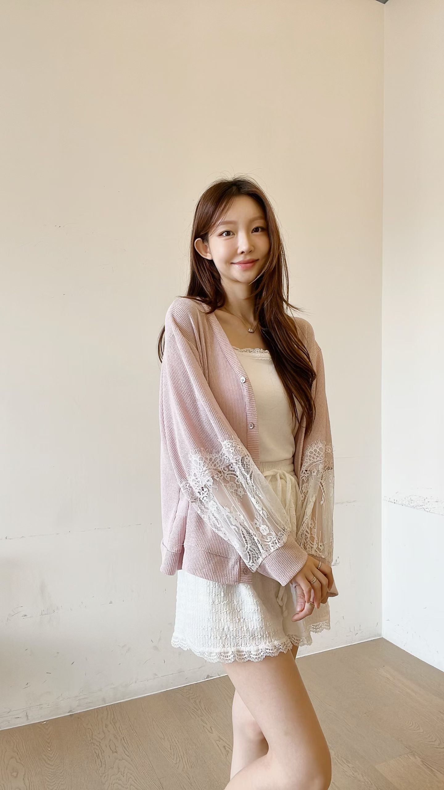 FV20拼lace袖Cardigan 