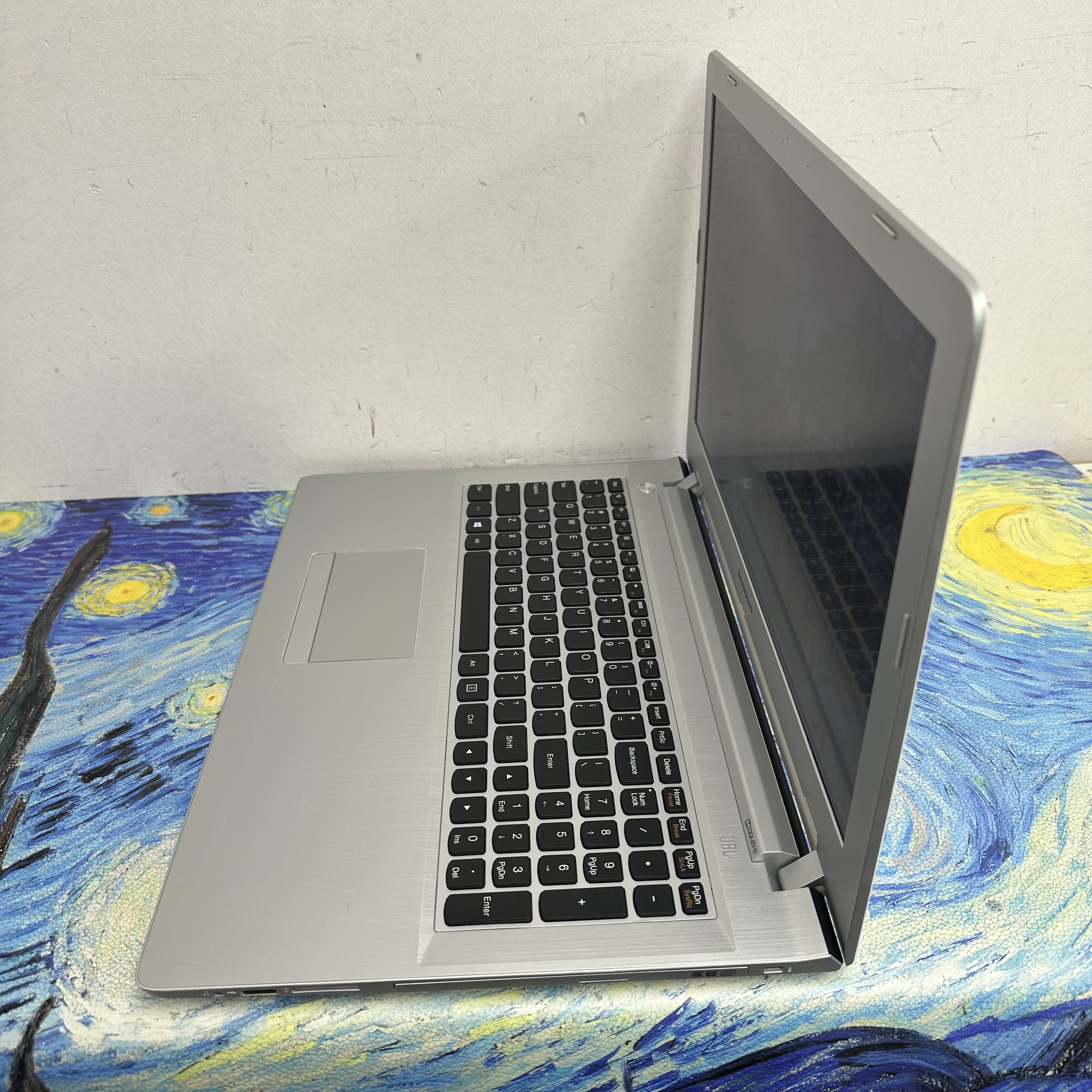 #5613 Lenovo ThinkPad ideapad/16GB/256GB SSD/ 平靚正文書機/ Movie / Netflix/ Laptop / Notebook / Gaming / PC / Movie / Netflix / Office / Windows