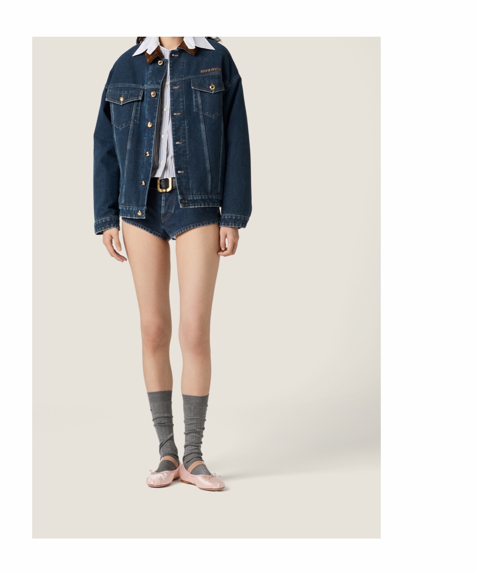 Miu Miu 女士 植绒牛仔布和天鹅绒宽松夹克IT-36 IT-38 IT-40 IT-42码模特身高180CM，穿38码 