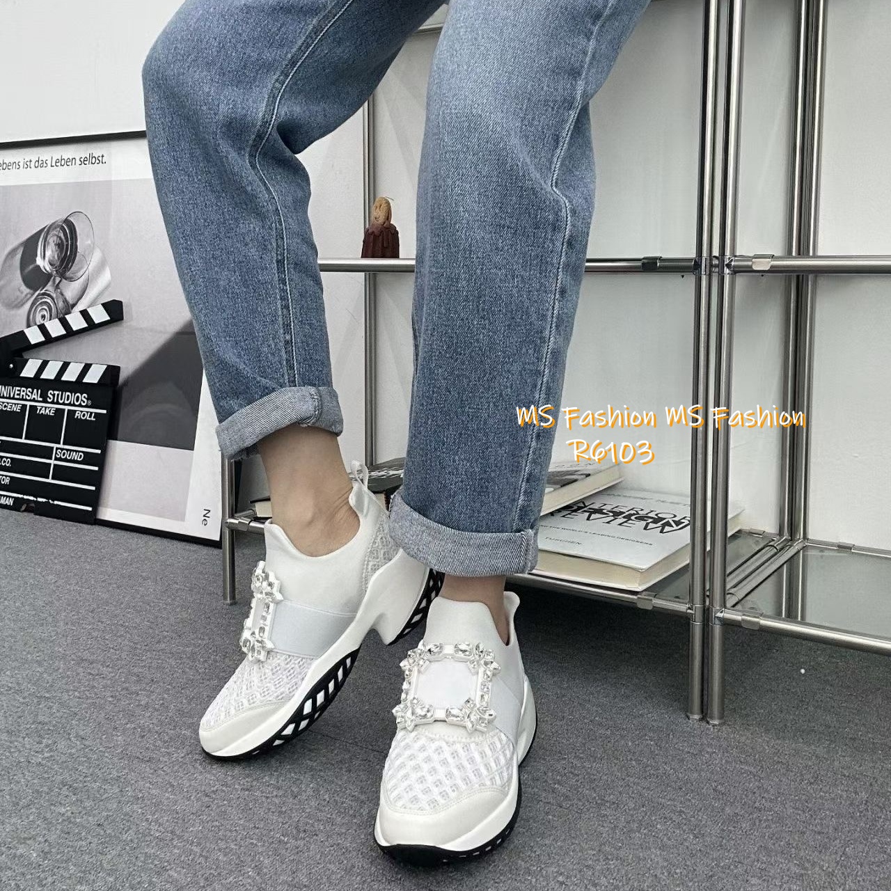 R6103 韓國🇰🇷特色閃石扣sneakers