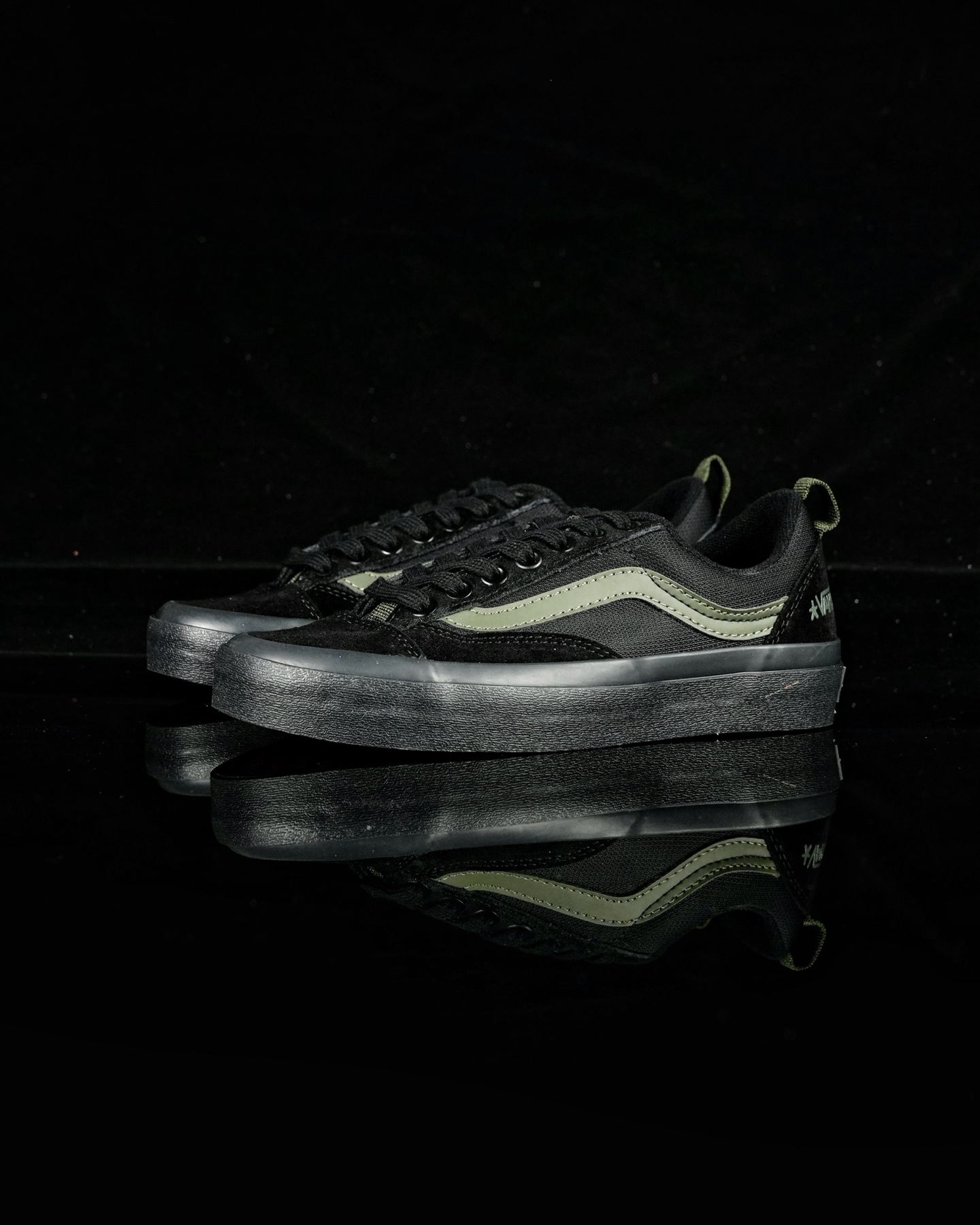 Vans Old Skool 36+ Atiba Jefferson