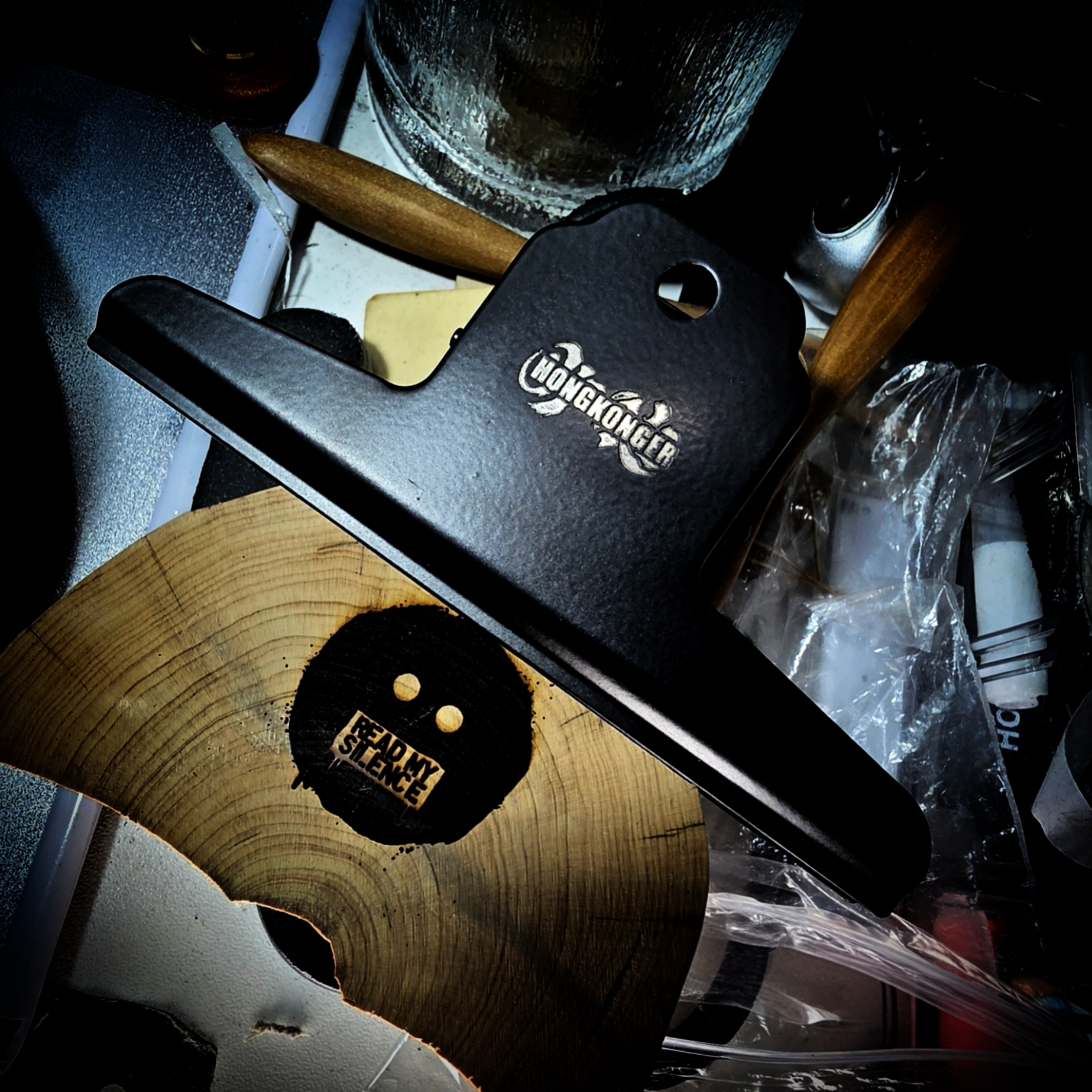 HONGERKONGER 金屬文件夾 (免費刻名)