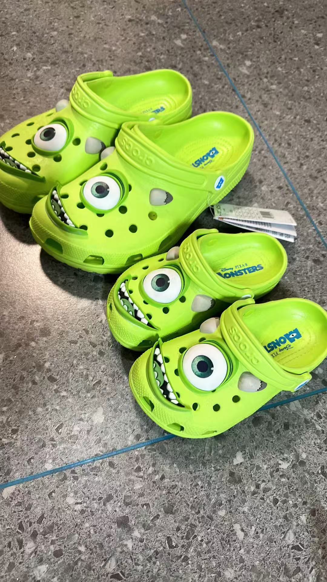 預訂款～廠單 crocs洞洞拖鞋-（最後有尺碼表只供已預訂之客人付款）