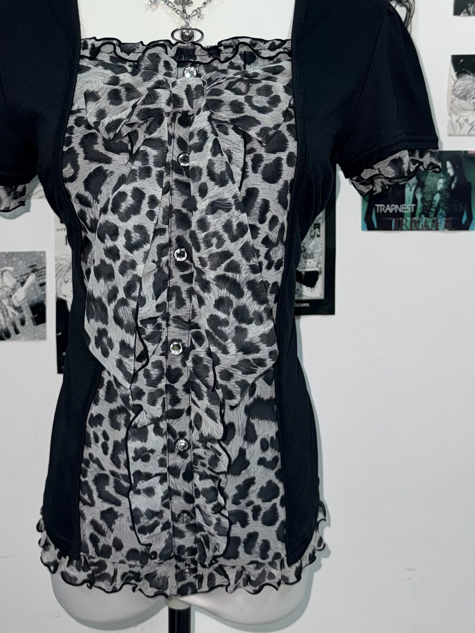 Grey Leopard Mesh Patchwork Short Sleeve Top