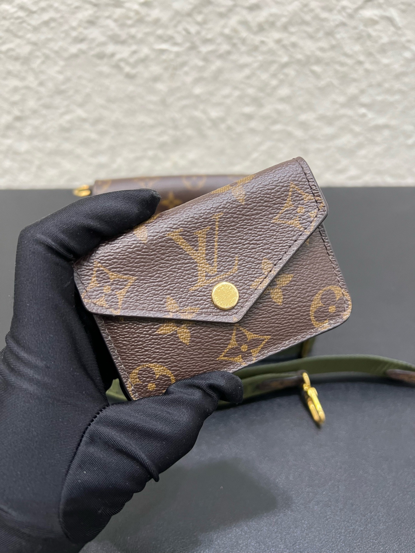 【預訂貨品】LV老花綠三合一woc