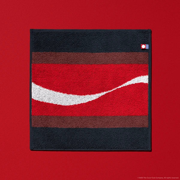 6月 FIFA正式到來🔥 CONVENIENCE WEAR × Coca-Cola 也宣布二度聯名啦！毛巾