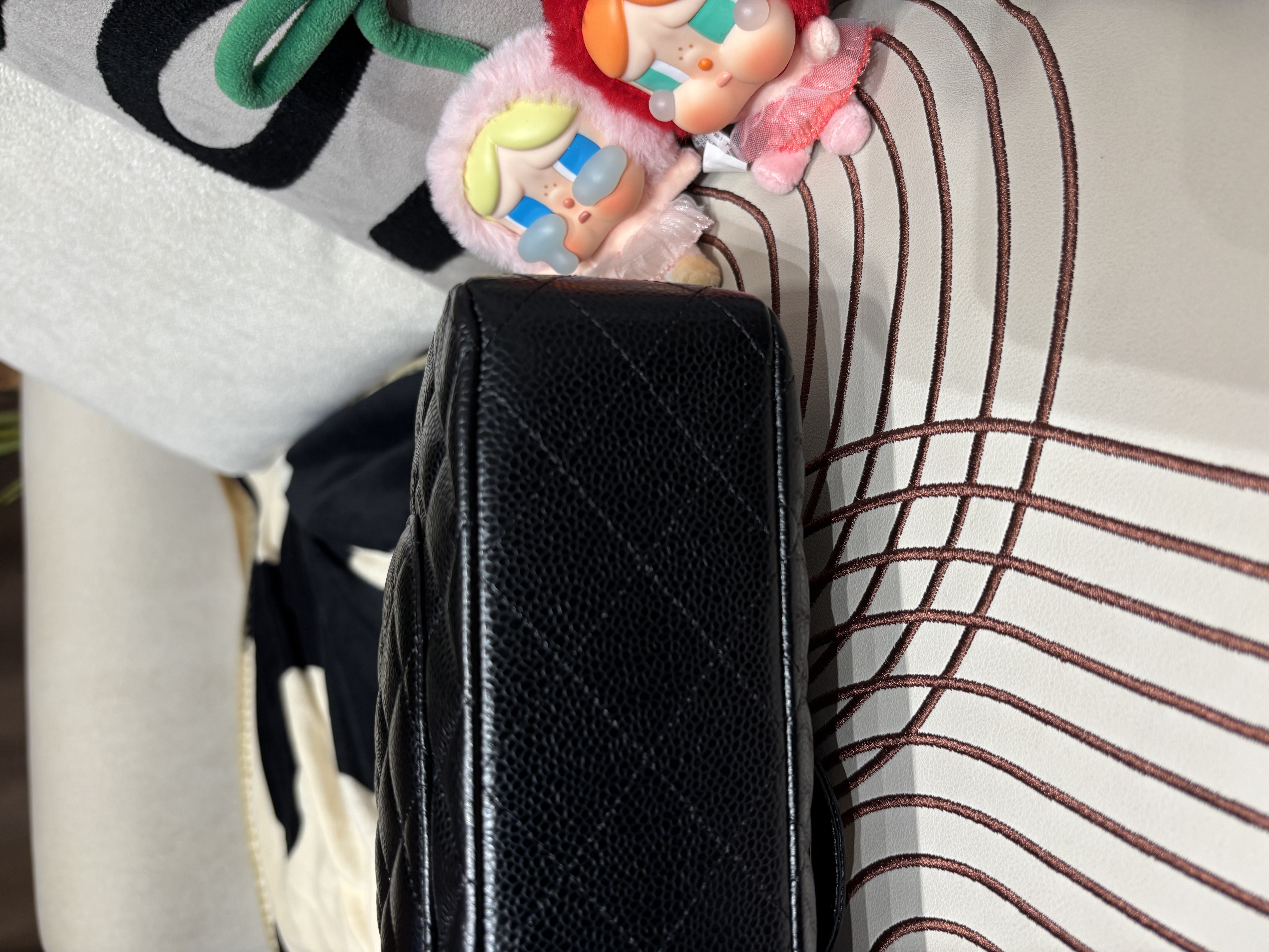 Chanel classic flap 30cm,jumbo A58600 黑色羊皮銀扣100%Authentic ,98%new ✅card ✅塵袋✅box 