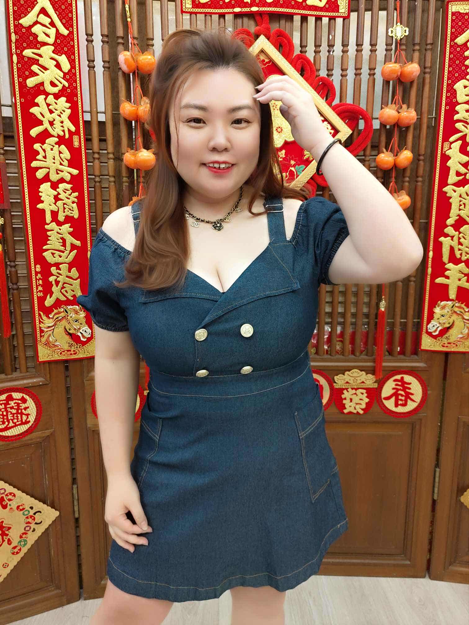 NFB05 TW#5708 牛仔露肩设计款连衣裙