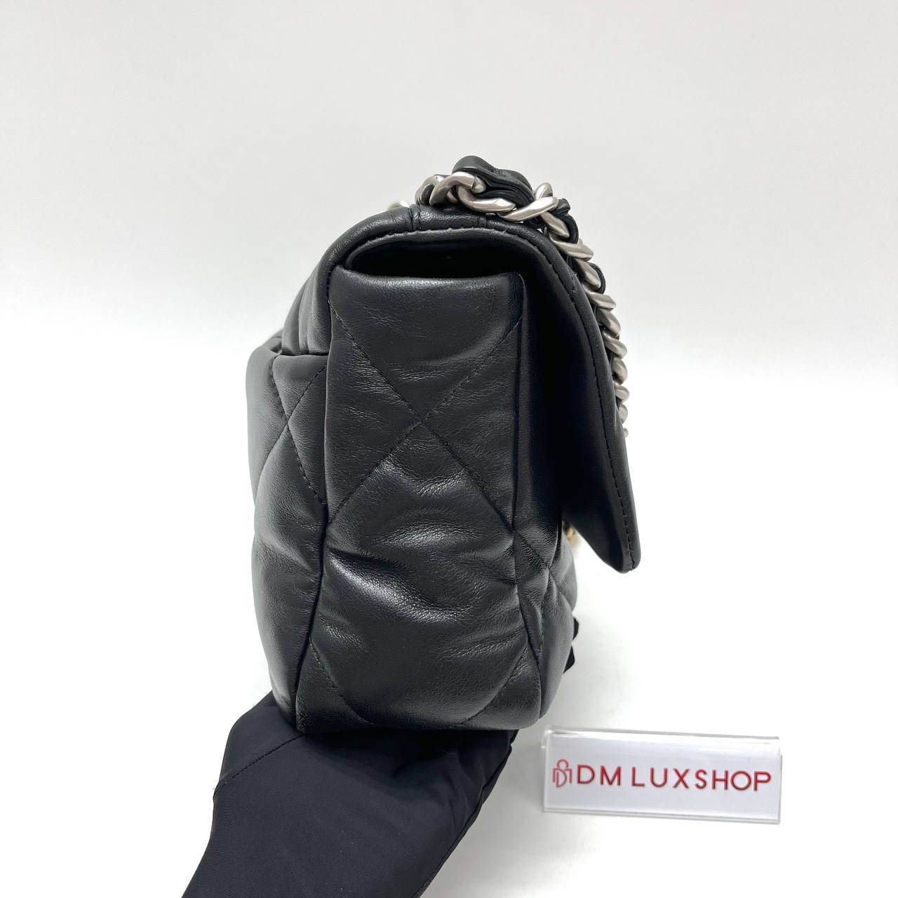 Chanel Black 19 Small SHW (Microchip)