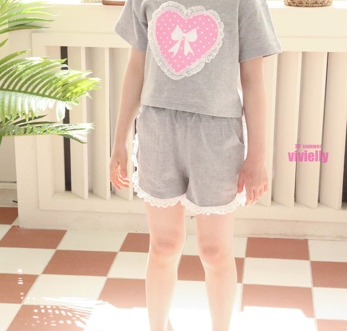 🇰🇷Vivielly tee