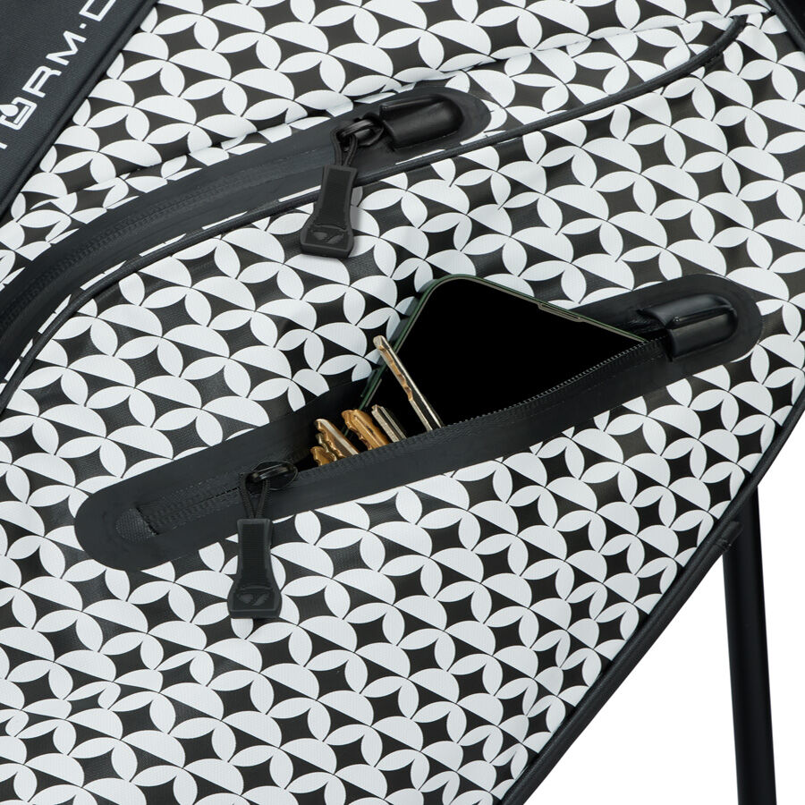 TAYLORMADE STORM DRY 防水支架包 - 黑/白