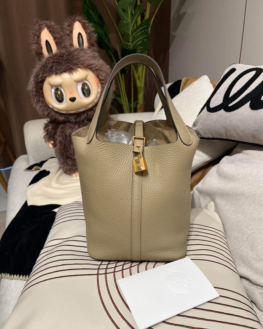 全新 Hermes Picotin 22,STAMP W,馬爾法米金扣 100%Authentic ,全新 ✅專門店收據✅key lock✅dust bag✅box