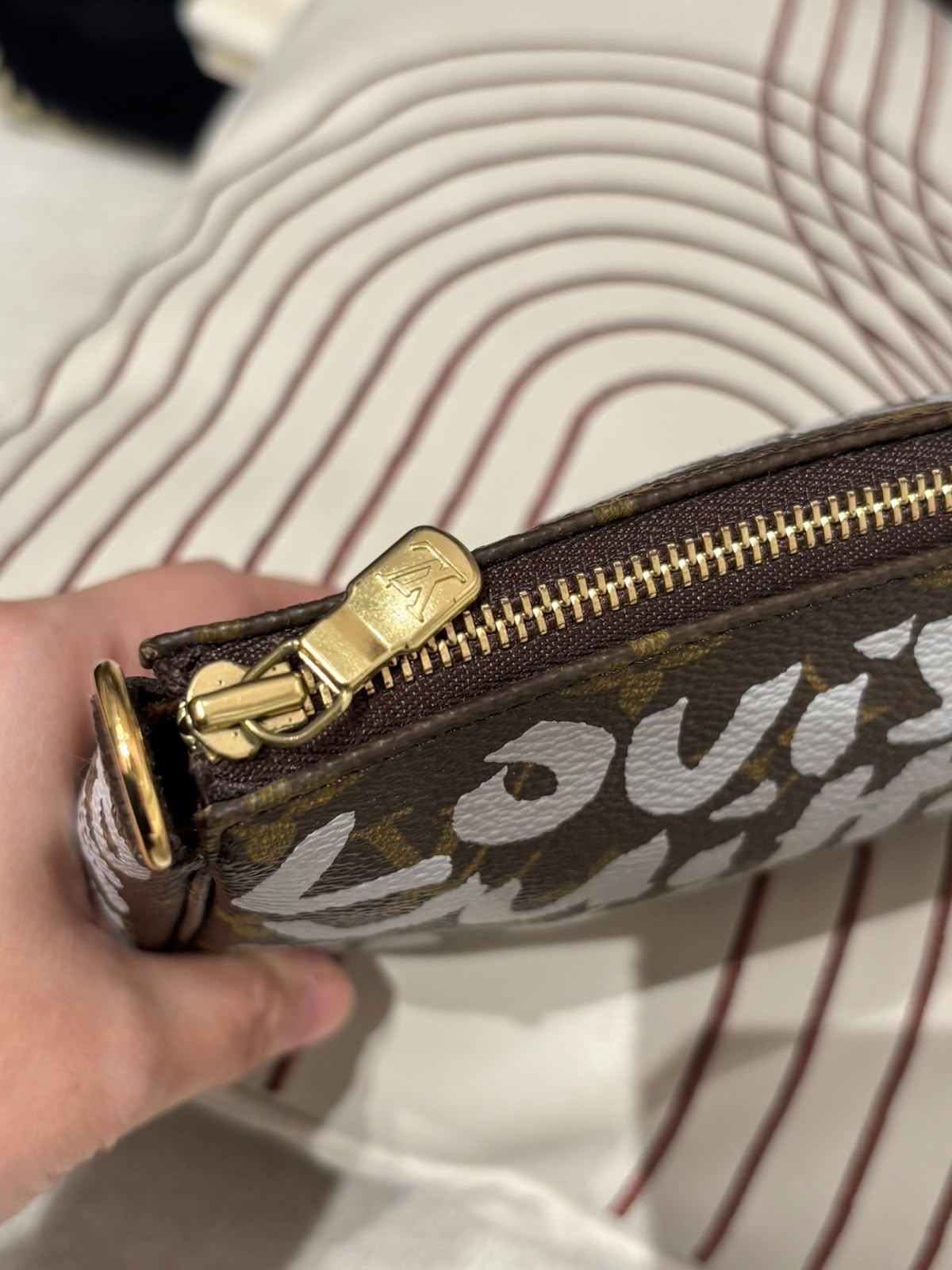 LV Stephen Sprouse Graffiti Pochette Bag 限量版 100%Authentic, 98%New ✅Dust Bag ✅Box